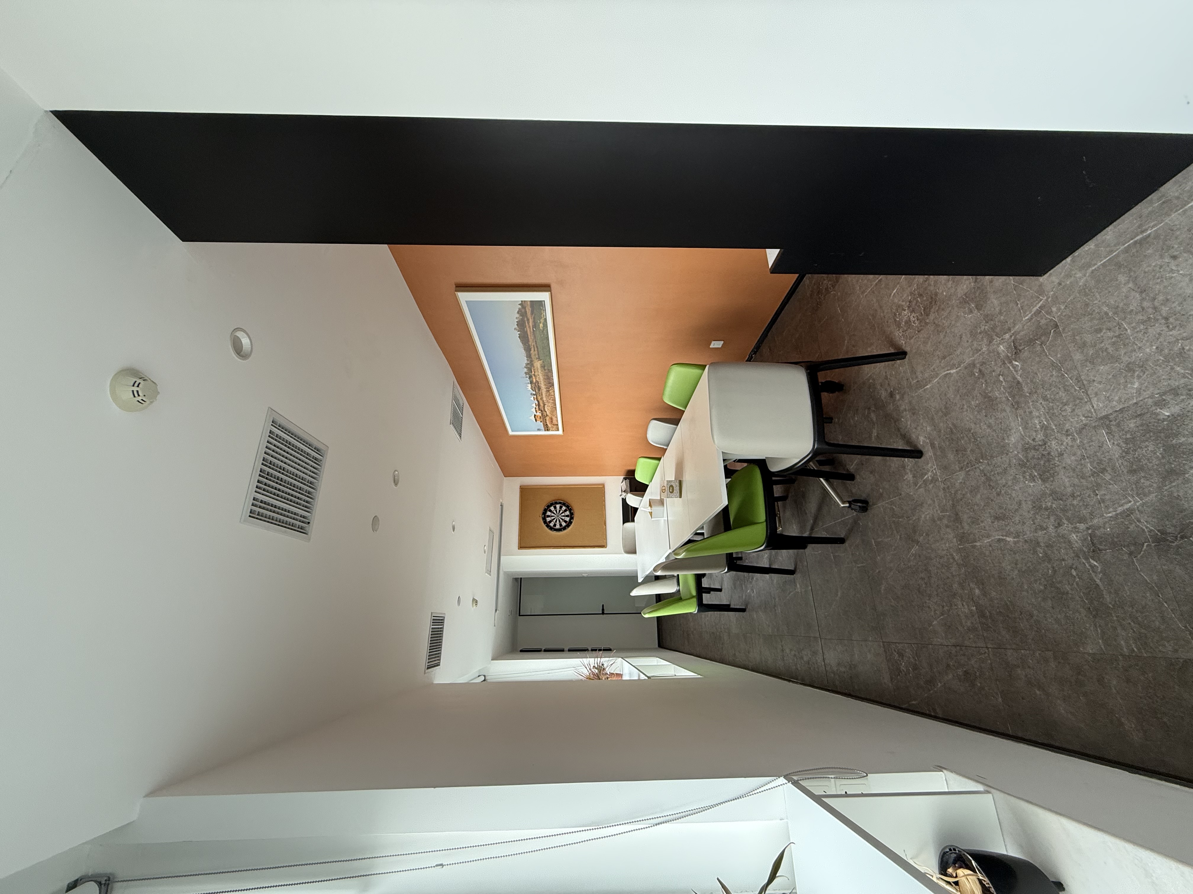 五角场蓝天大厦169平米写字楼出售