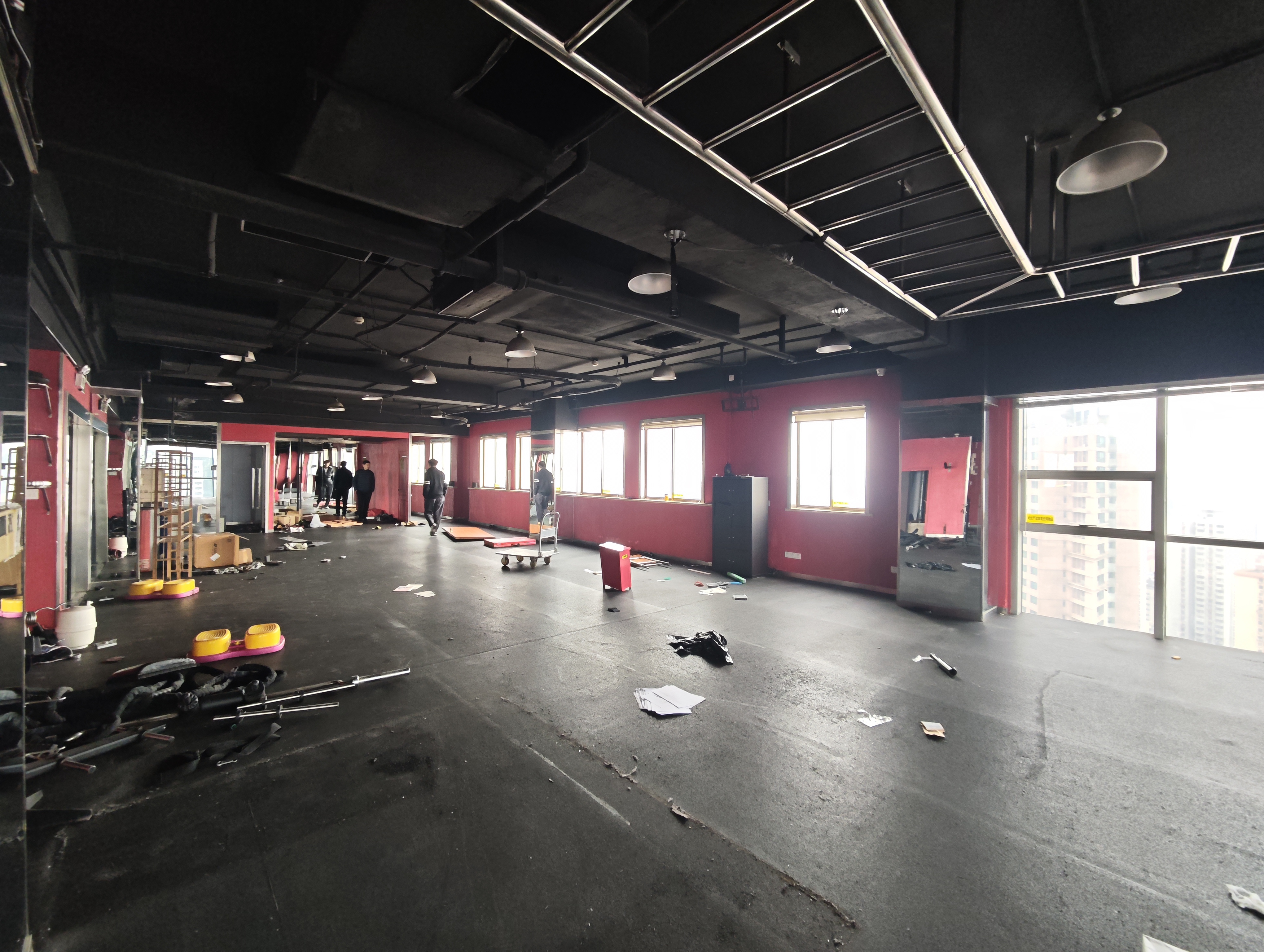 徐家汇汇银广场183平米写字楼出租