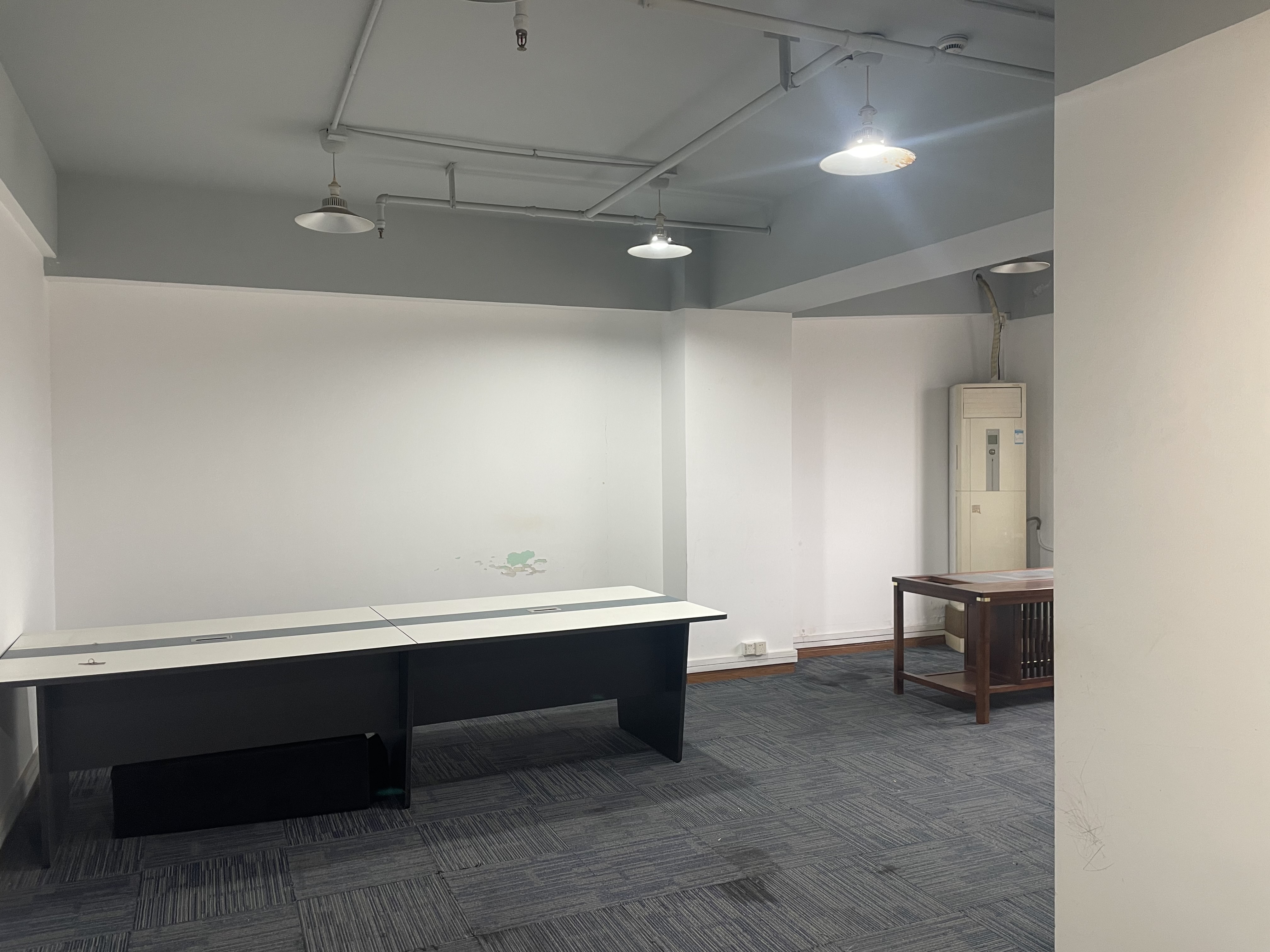 五角场富庆国定大厦73平米写字楼出租