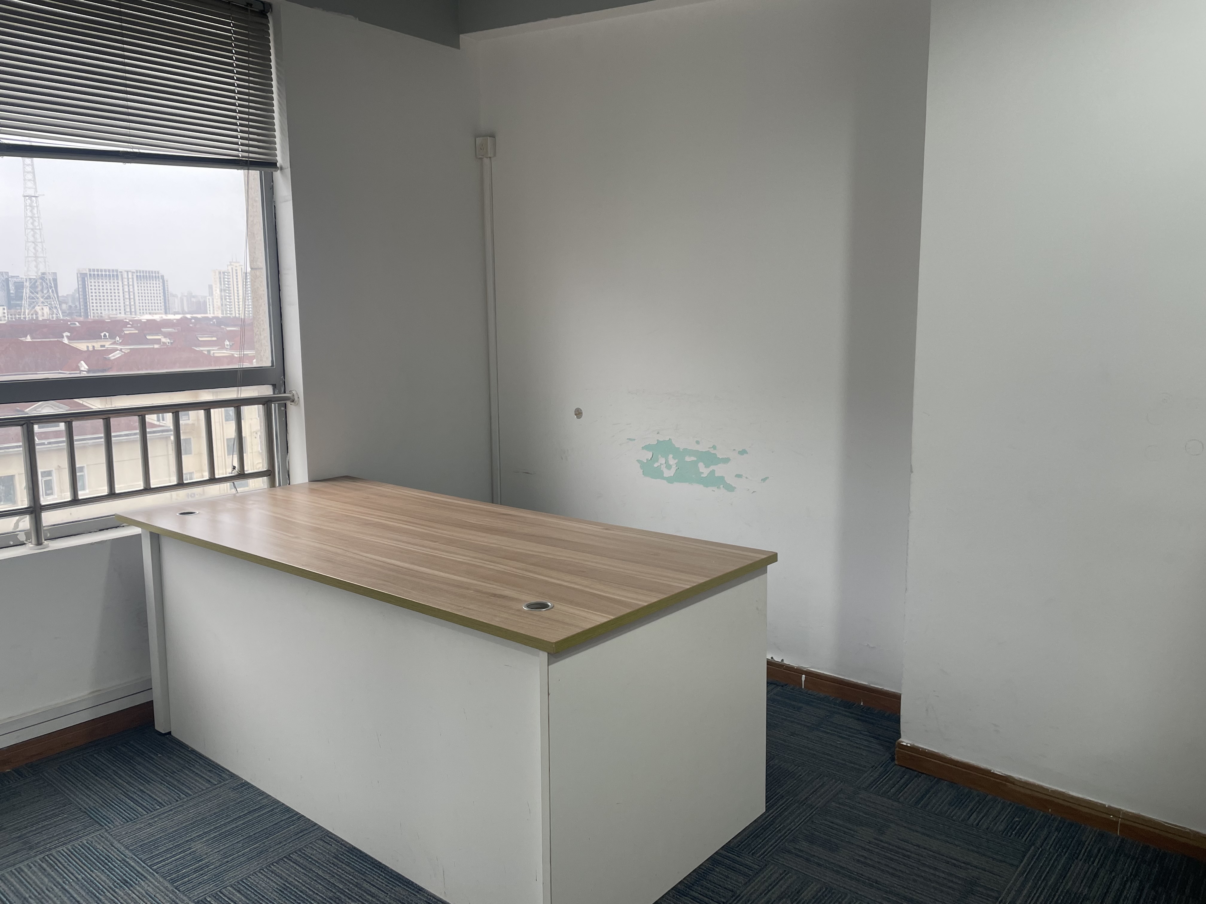 五角场富庆国定大厦73平米写字楼出租