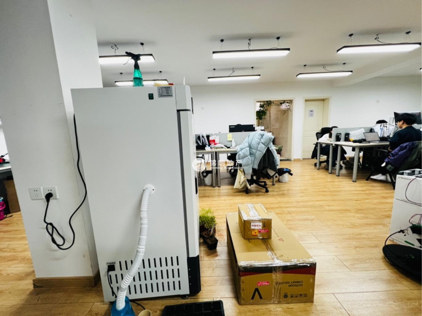 徐家汇之俊大厦170平米写字楼出租