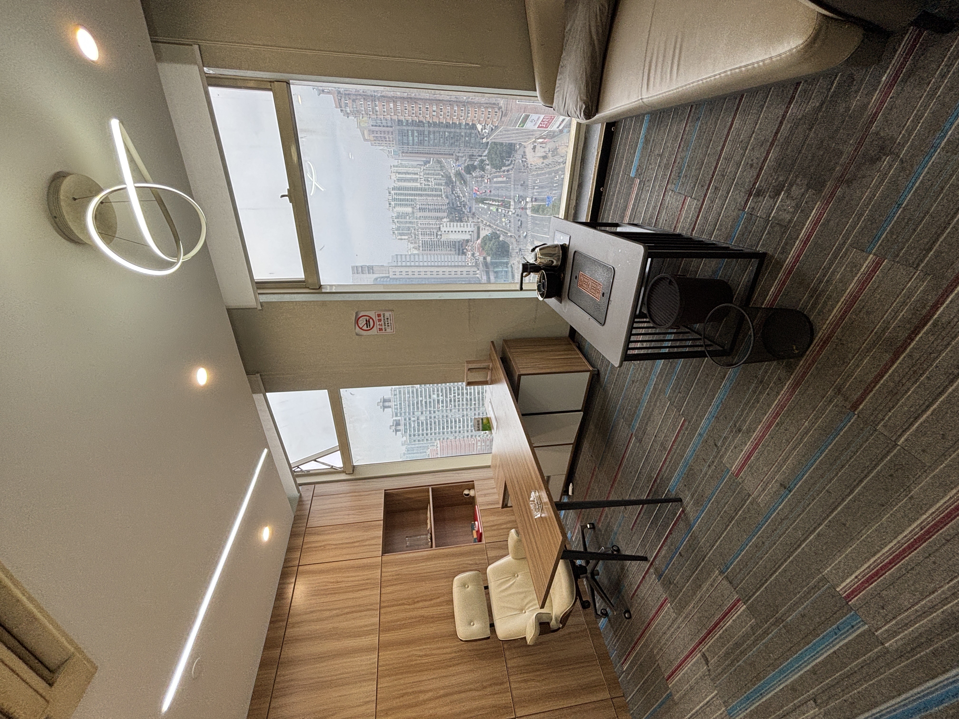 长寿路源达大厦78平米写字楼出租