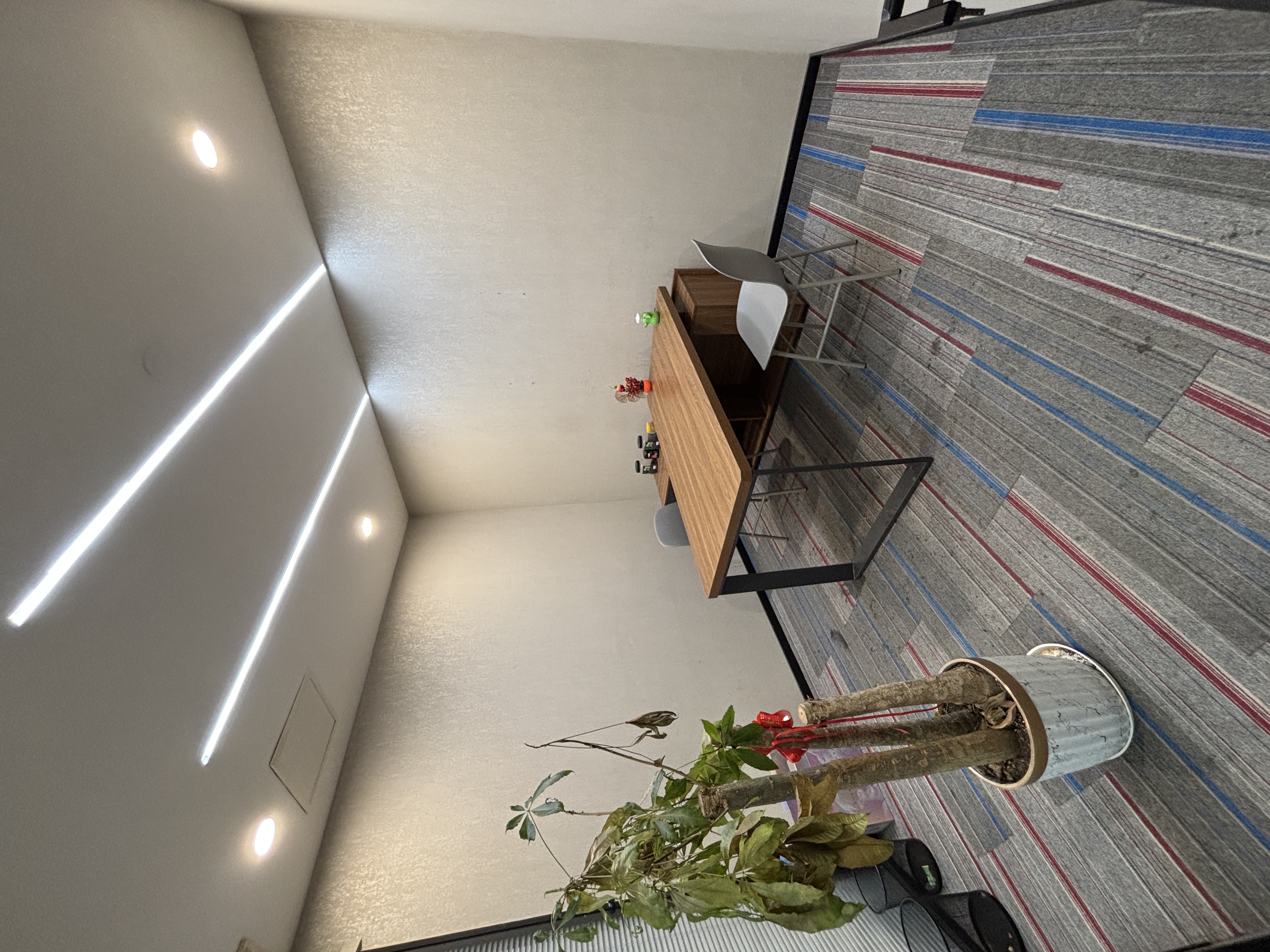 长寿路源达大厦78平米写字楼出租