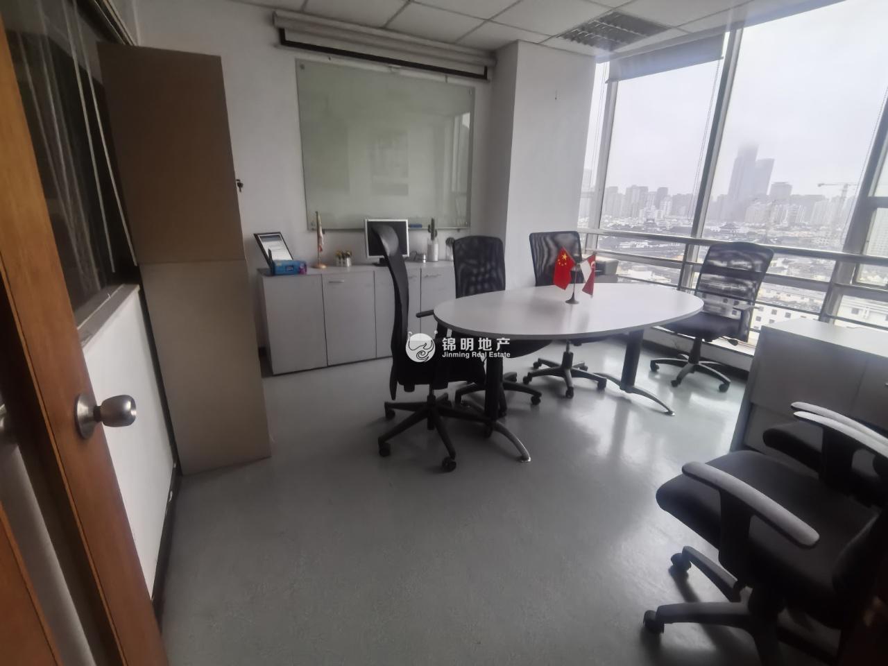 豫园新上海城市广场111平米写字楼出租