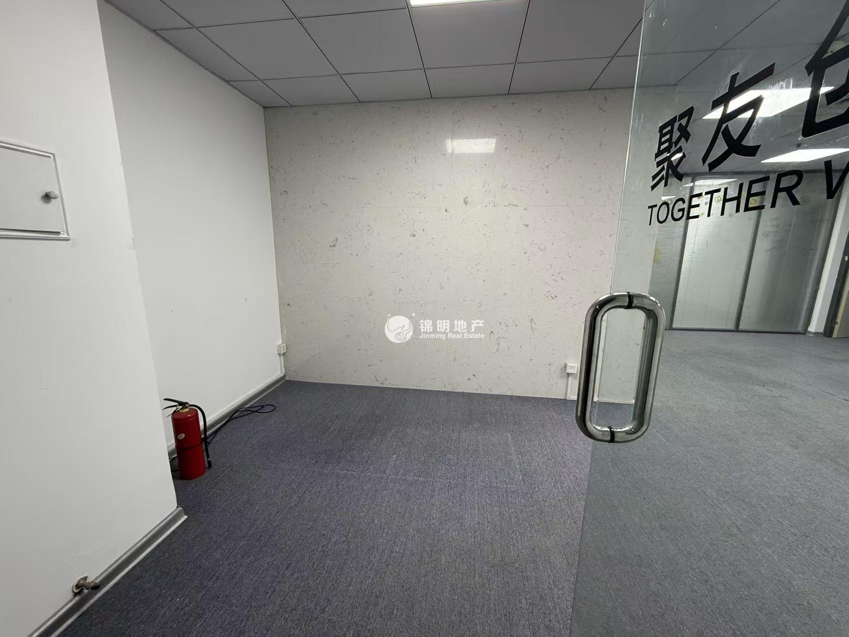 人民广场远洋商业大厦132平米写字楼出租