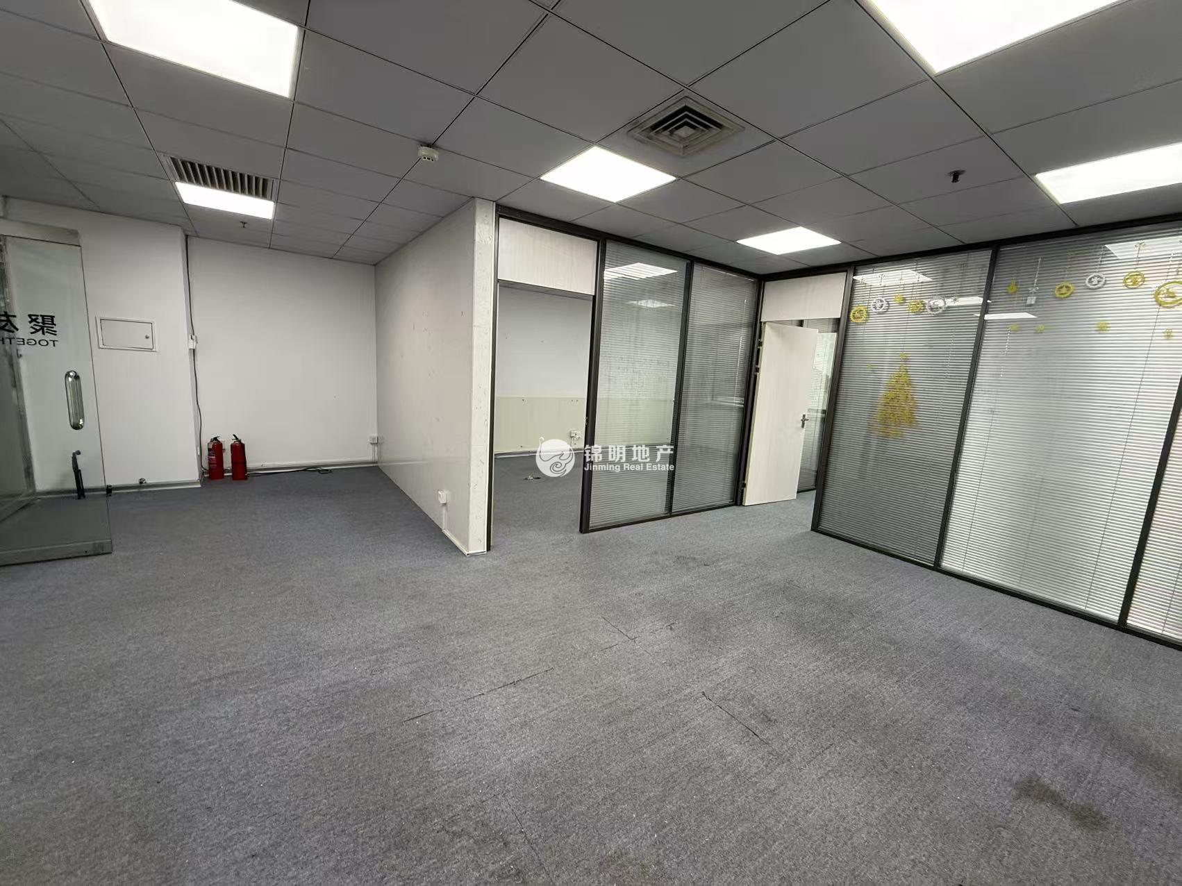 人民广场远洋商业大厦132平米写字楼出租