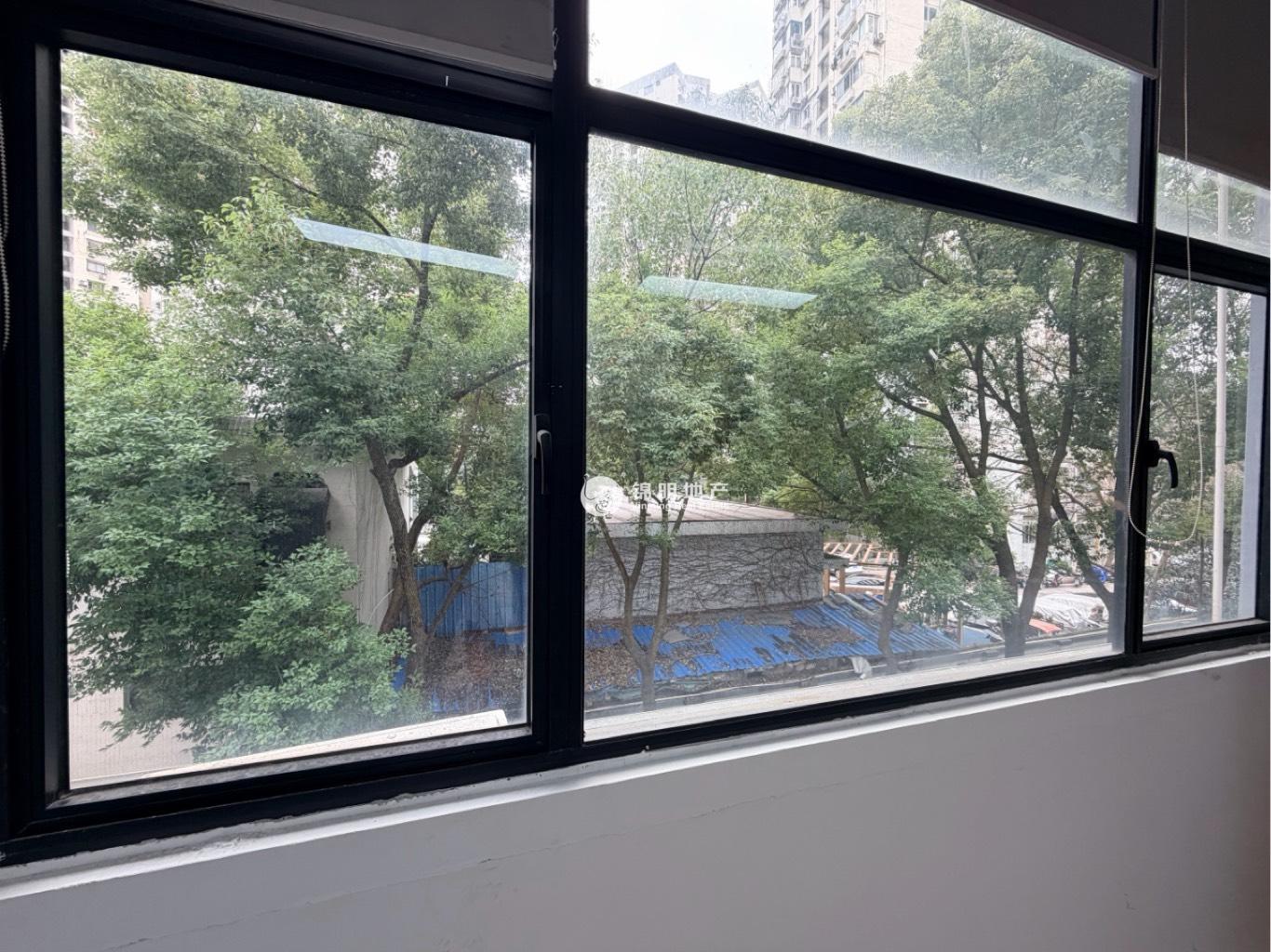 北外滩印坊创意园124平米写字楼出租