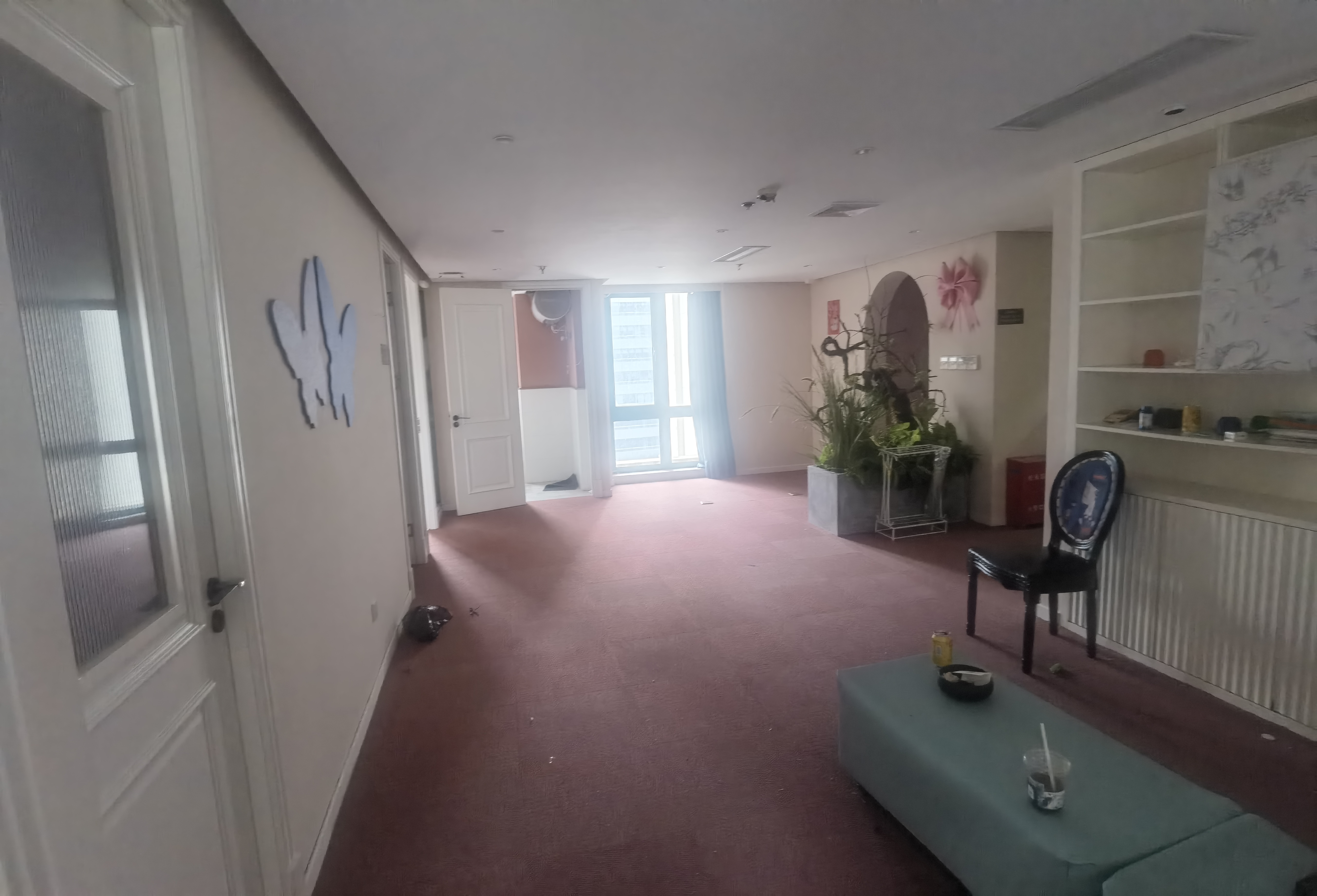 长风国盛中心213平米写字楼出租