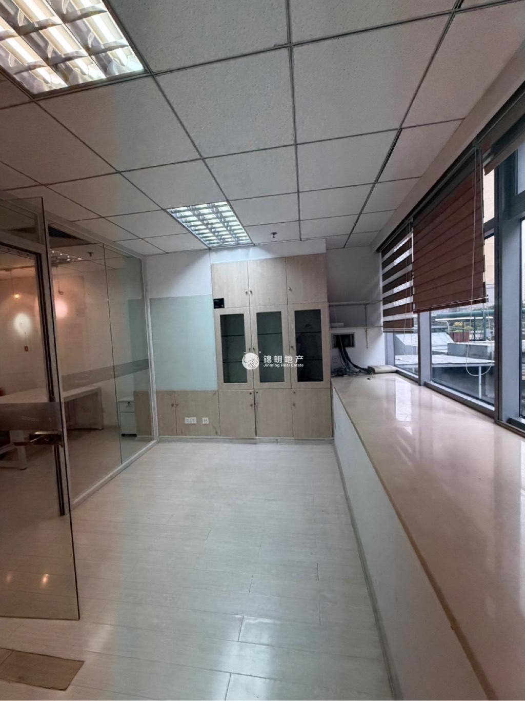 不夜城企业广场68平米写字楼出售