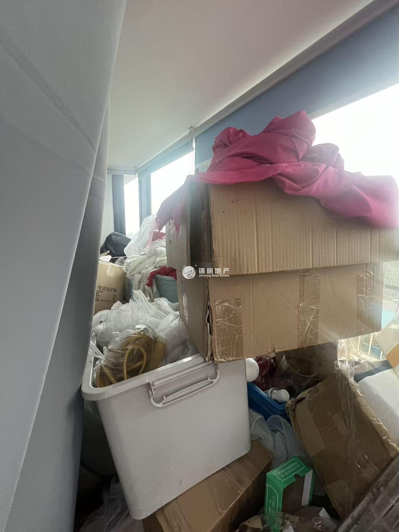 漕河泾光大会展中心90平米写字楼出售