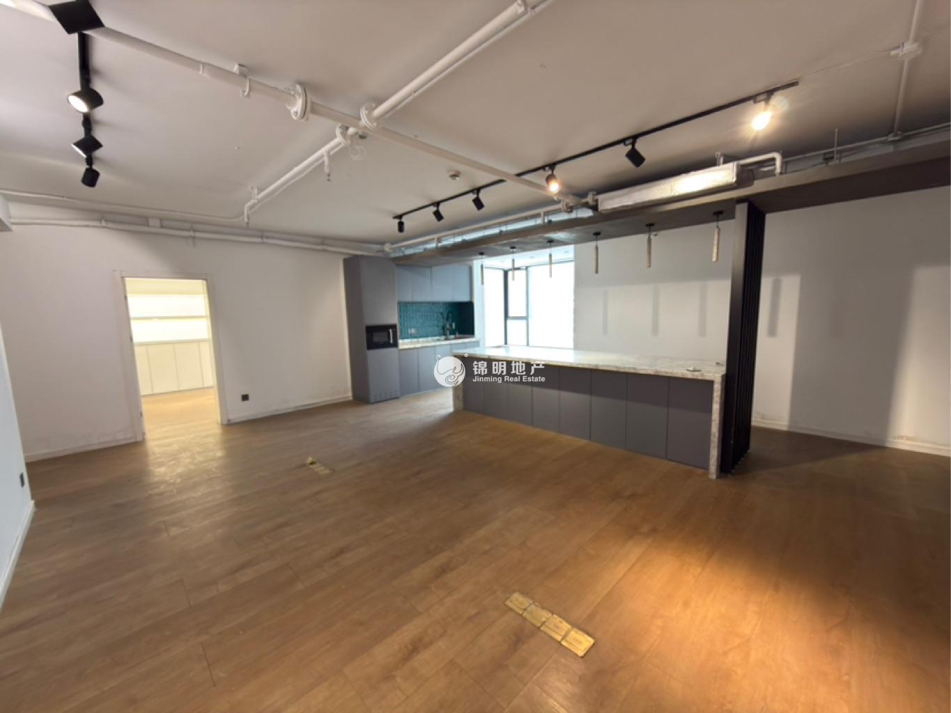 南京西路申银发展大厦175平米写字楼出租