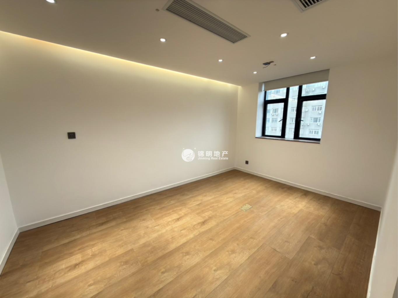 南京西路申银发展大厦175平米写字楼出租