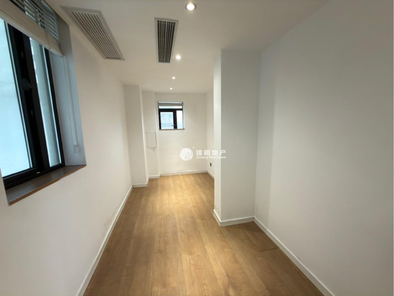 南京西路申银发展大厦175平米写字楼出租