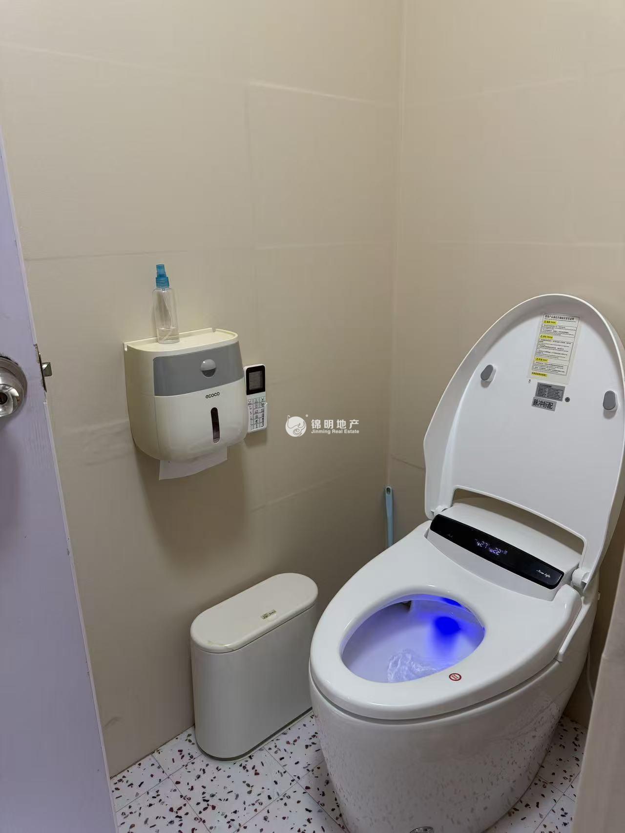 万体馆徐汇商务大厦46平米写字楼出租