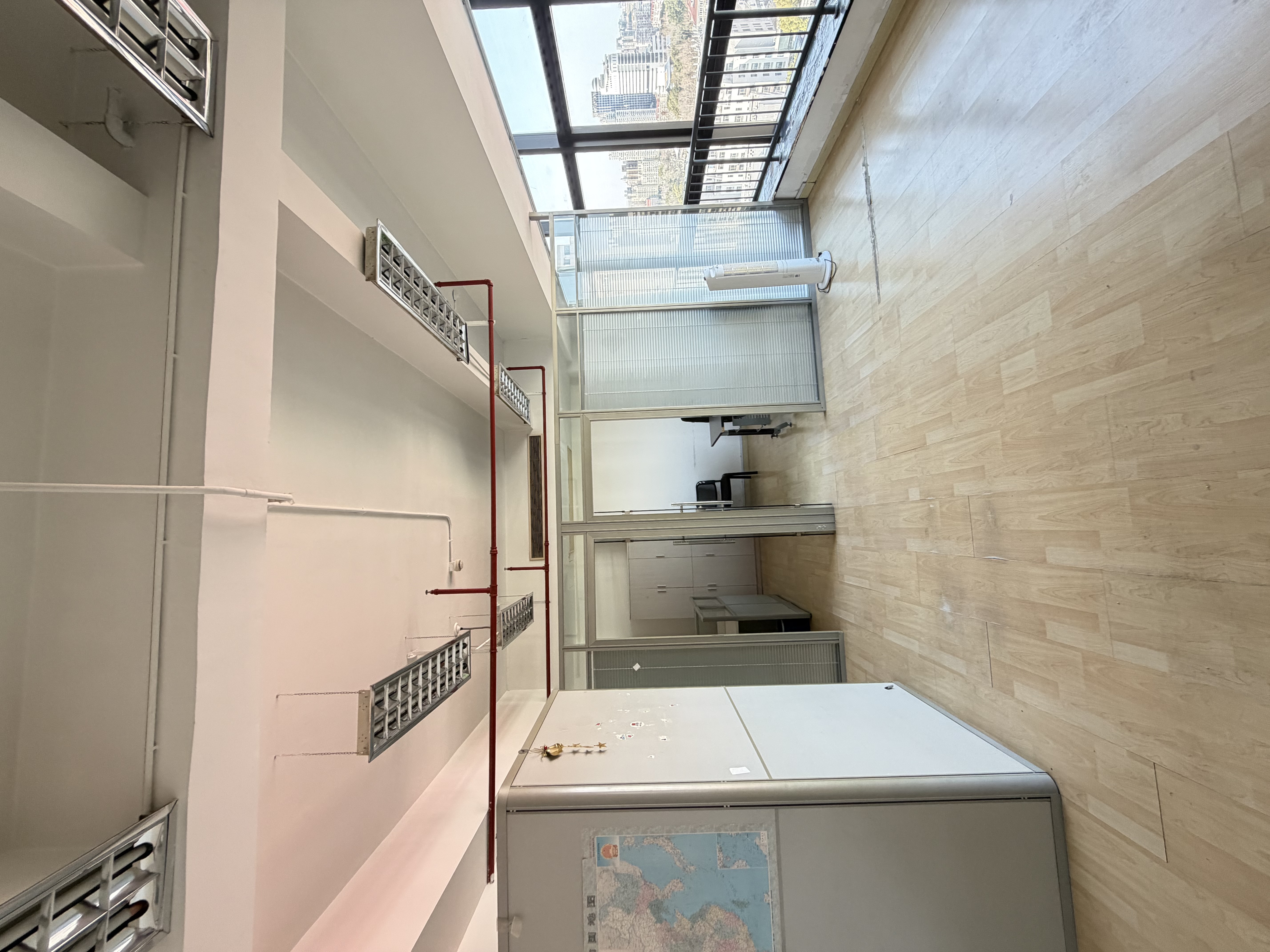 周家嘴路海上海58平米写字楼出租