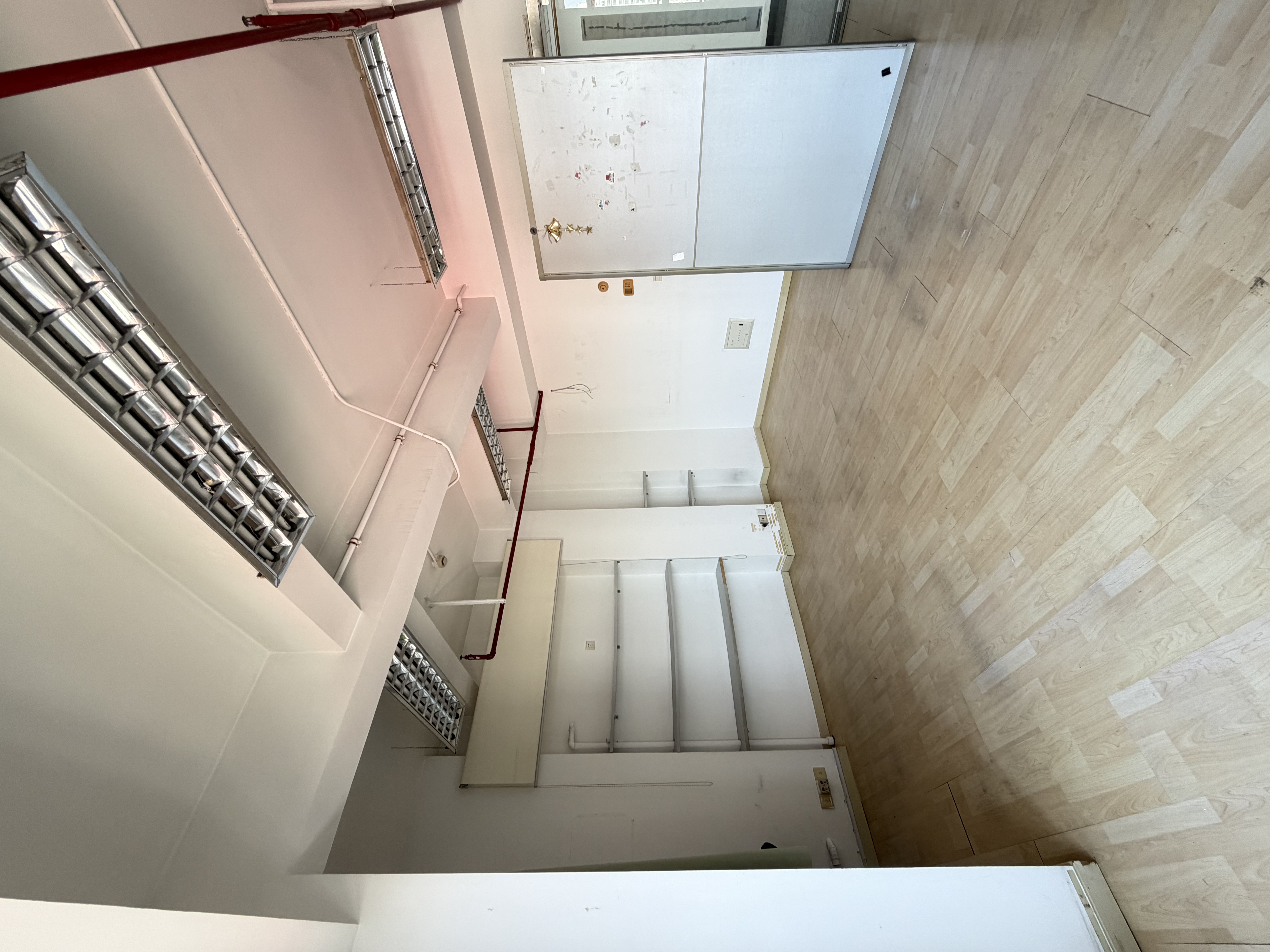 周家嘴路海上海58平米写字楼出租