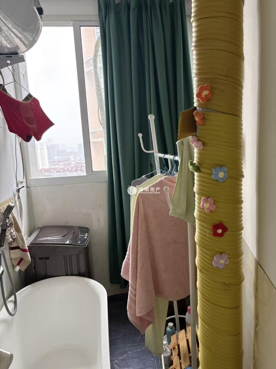 徐家汇嘉汇国际广场63平米写字楼出租