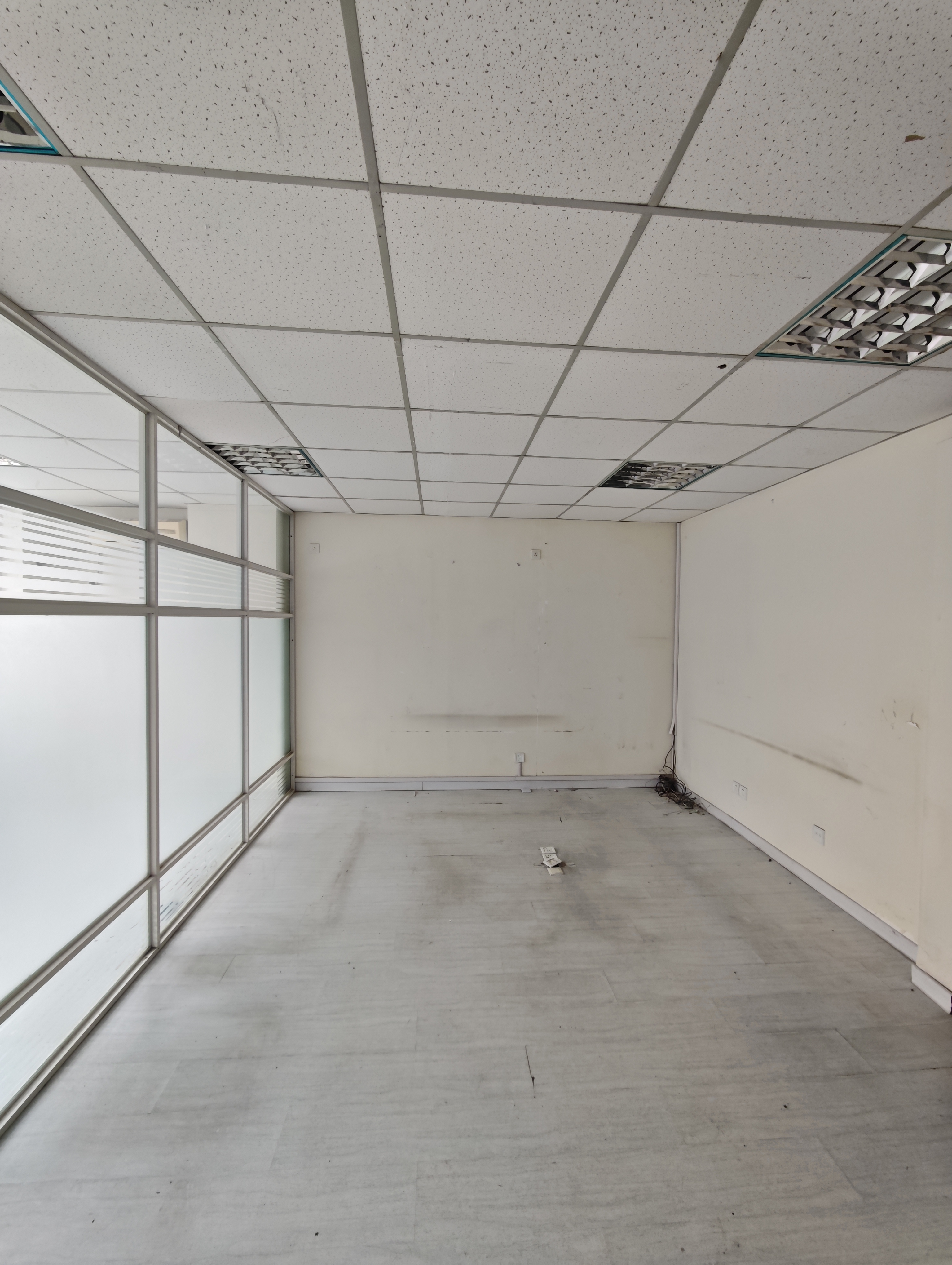 徐家汇博大商务楼66平米写字楼出租