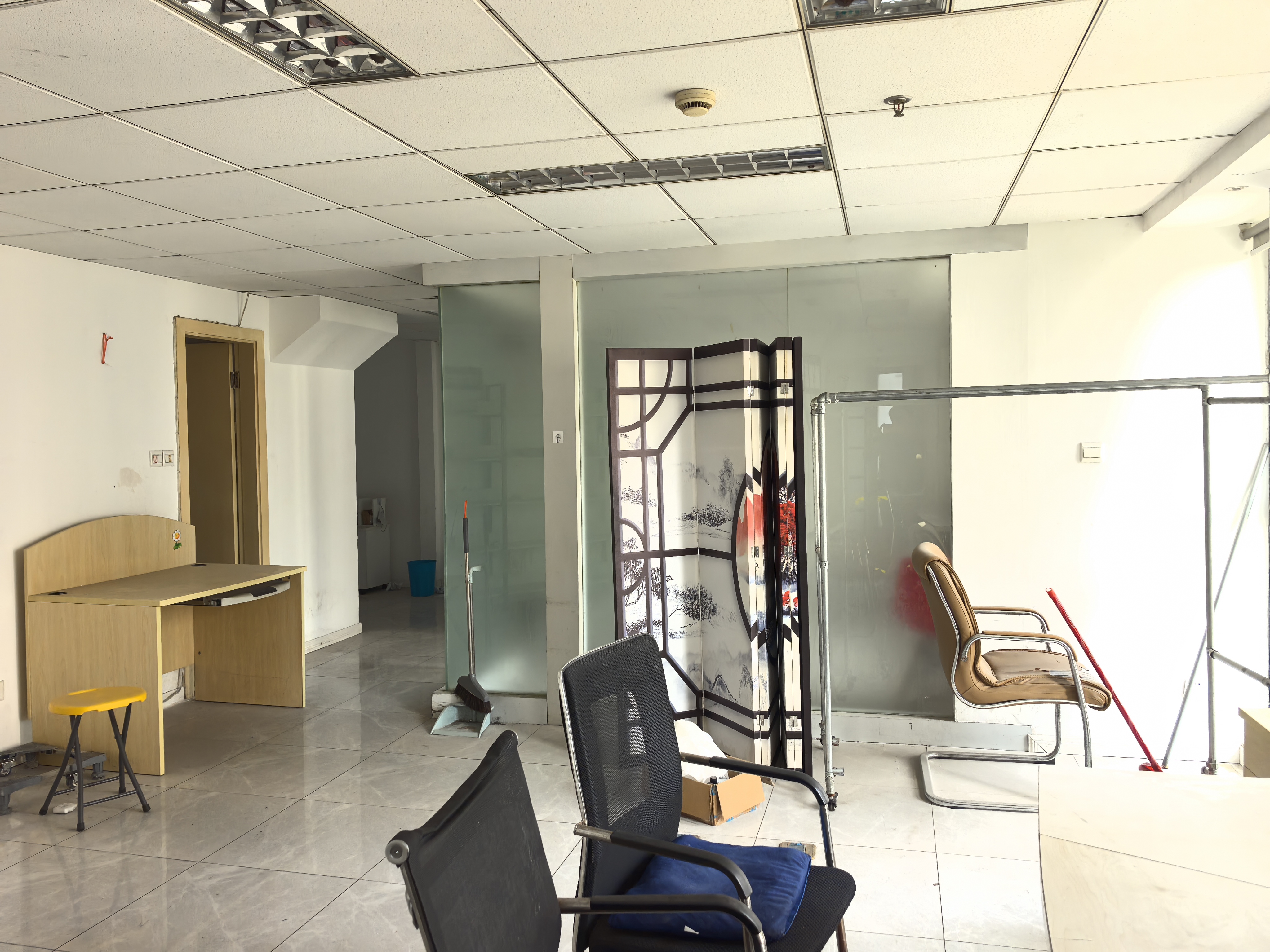 曹杨尚诚国际83平米写字楼出租