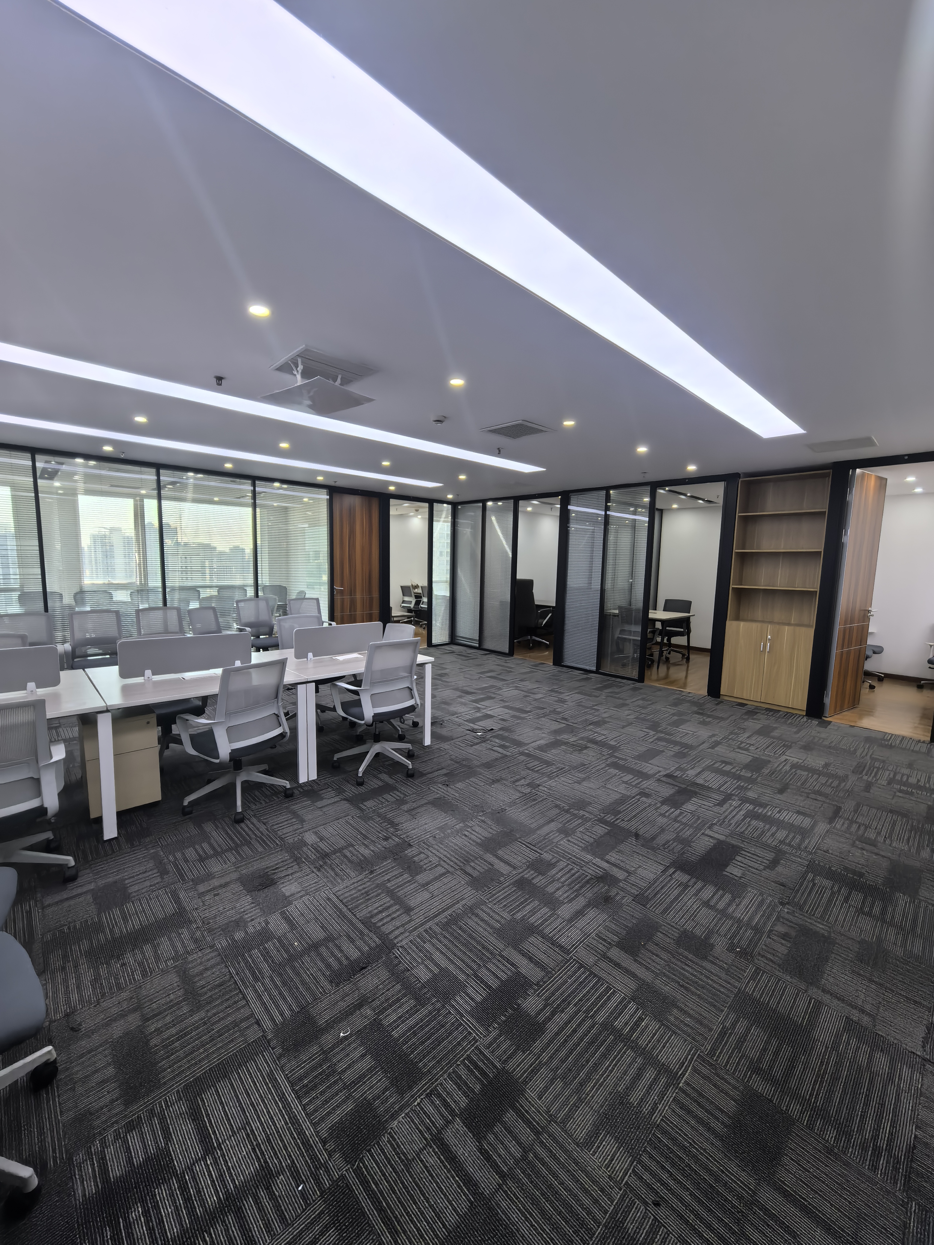 淮海中路恒积大厦175平米写字楼出租