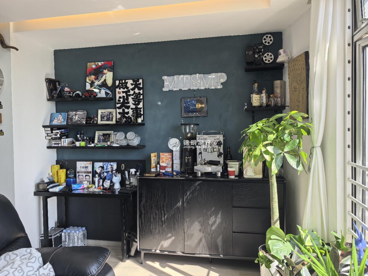 徐家汇嘉汇国际广场63平米写字楼出租