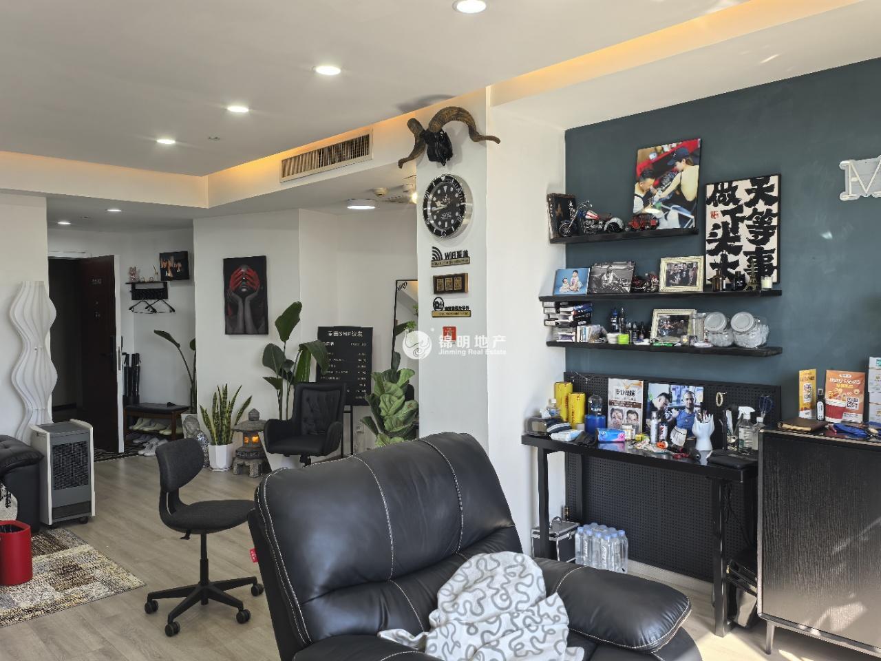 徐家汇嘉汇国际广场63平米写字楼出租