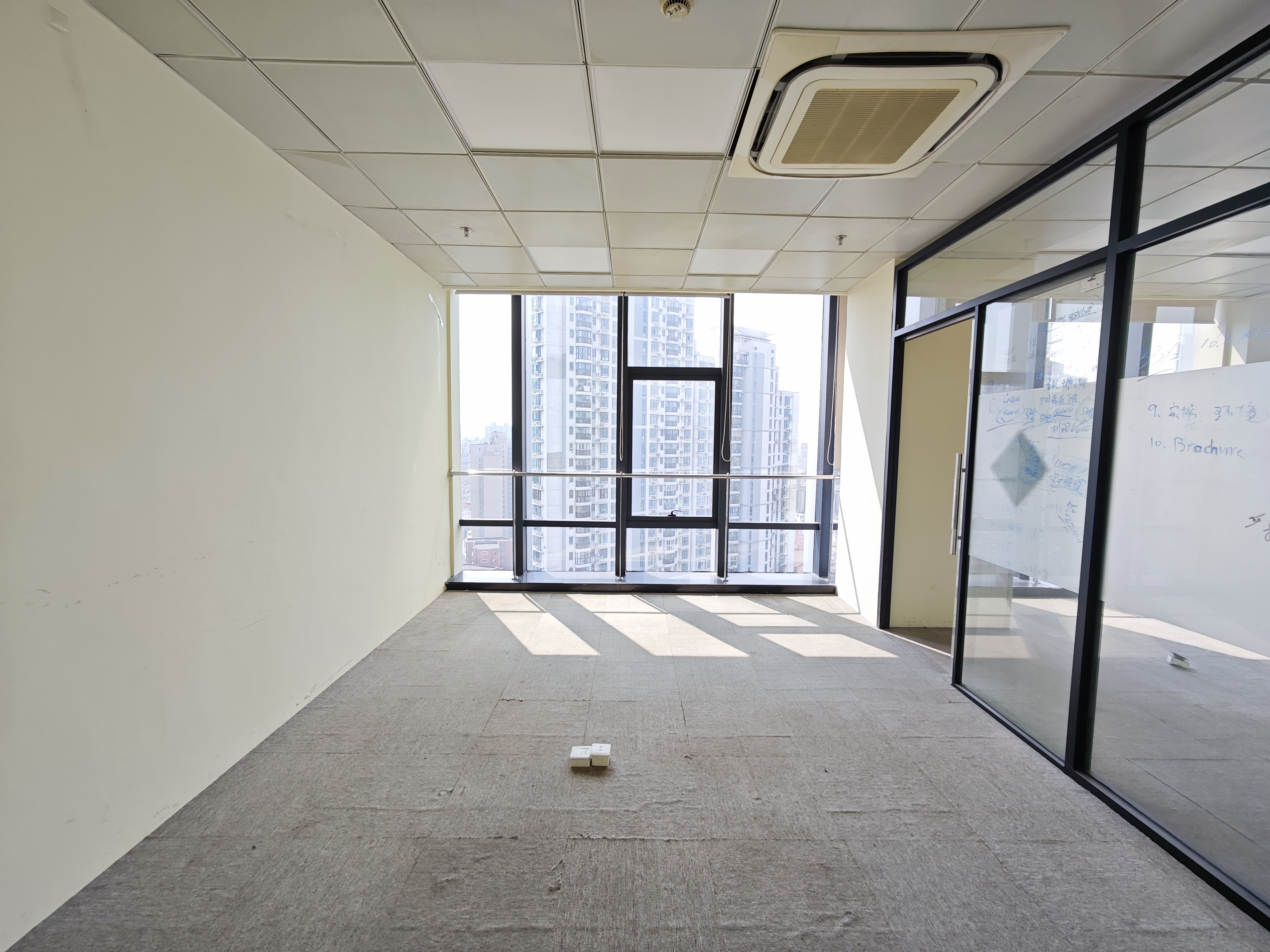 曹杨汇融大厦143平米写字楼出租