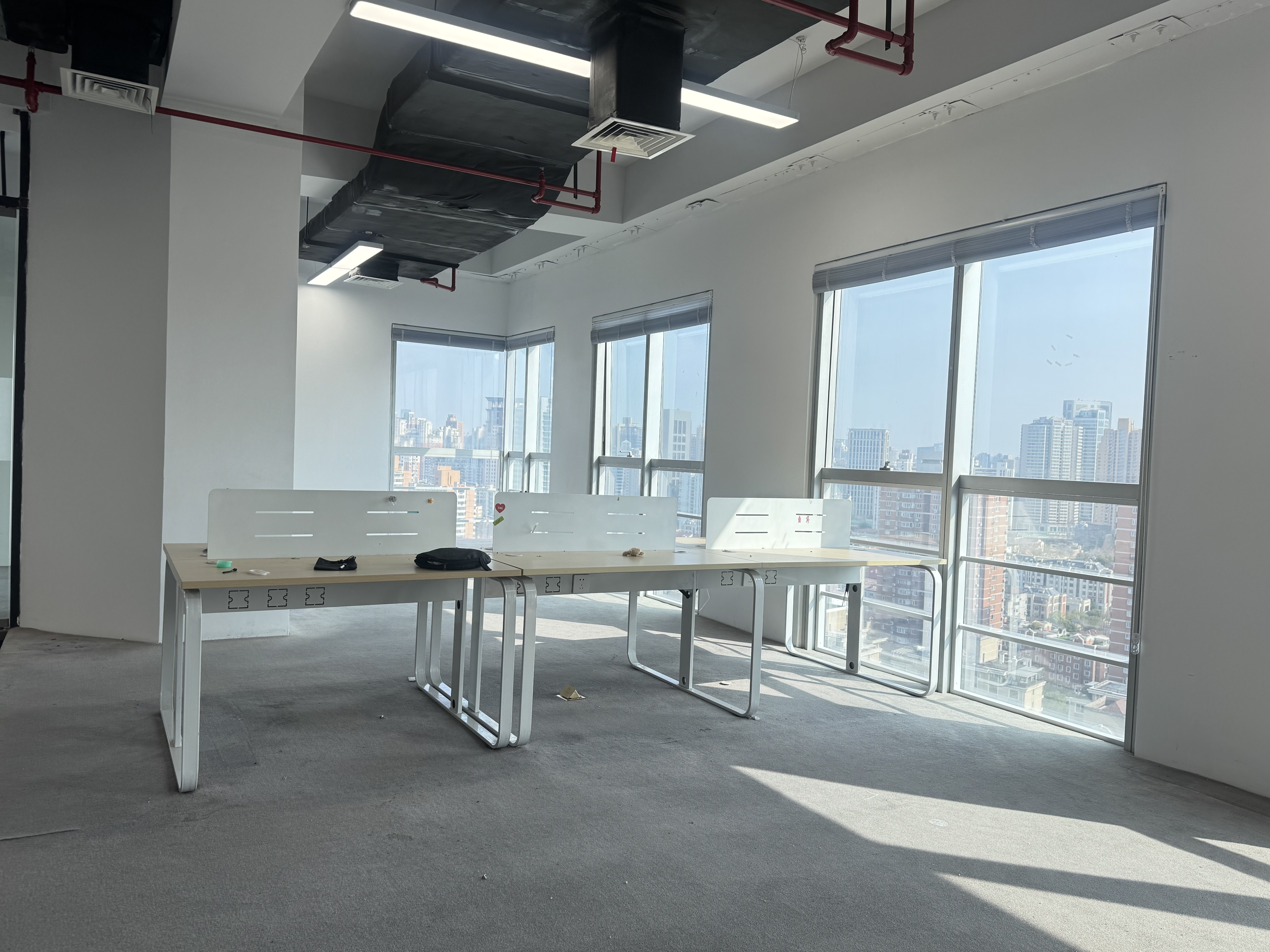 中山公园绿地商务大厦128平米写字楼出租