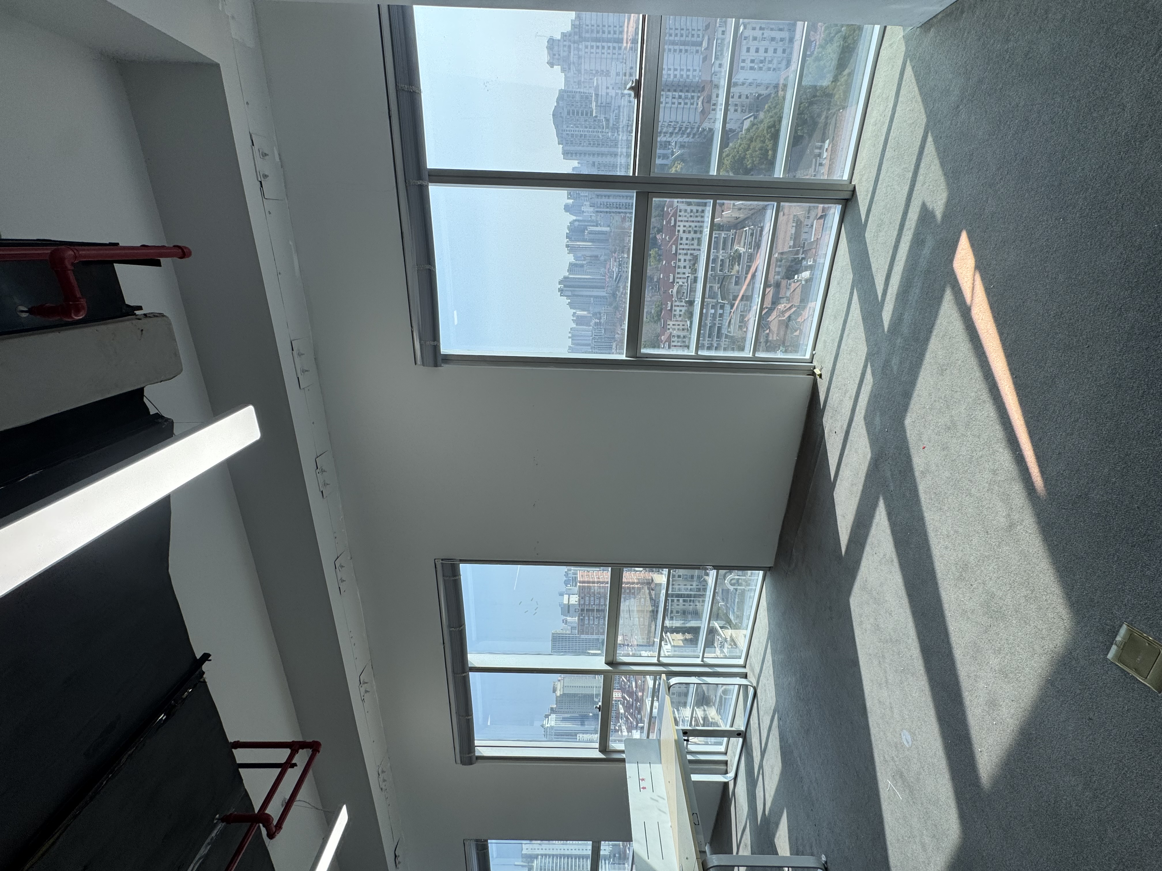 中山公园绿地商务大厦128平米写字楼出租