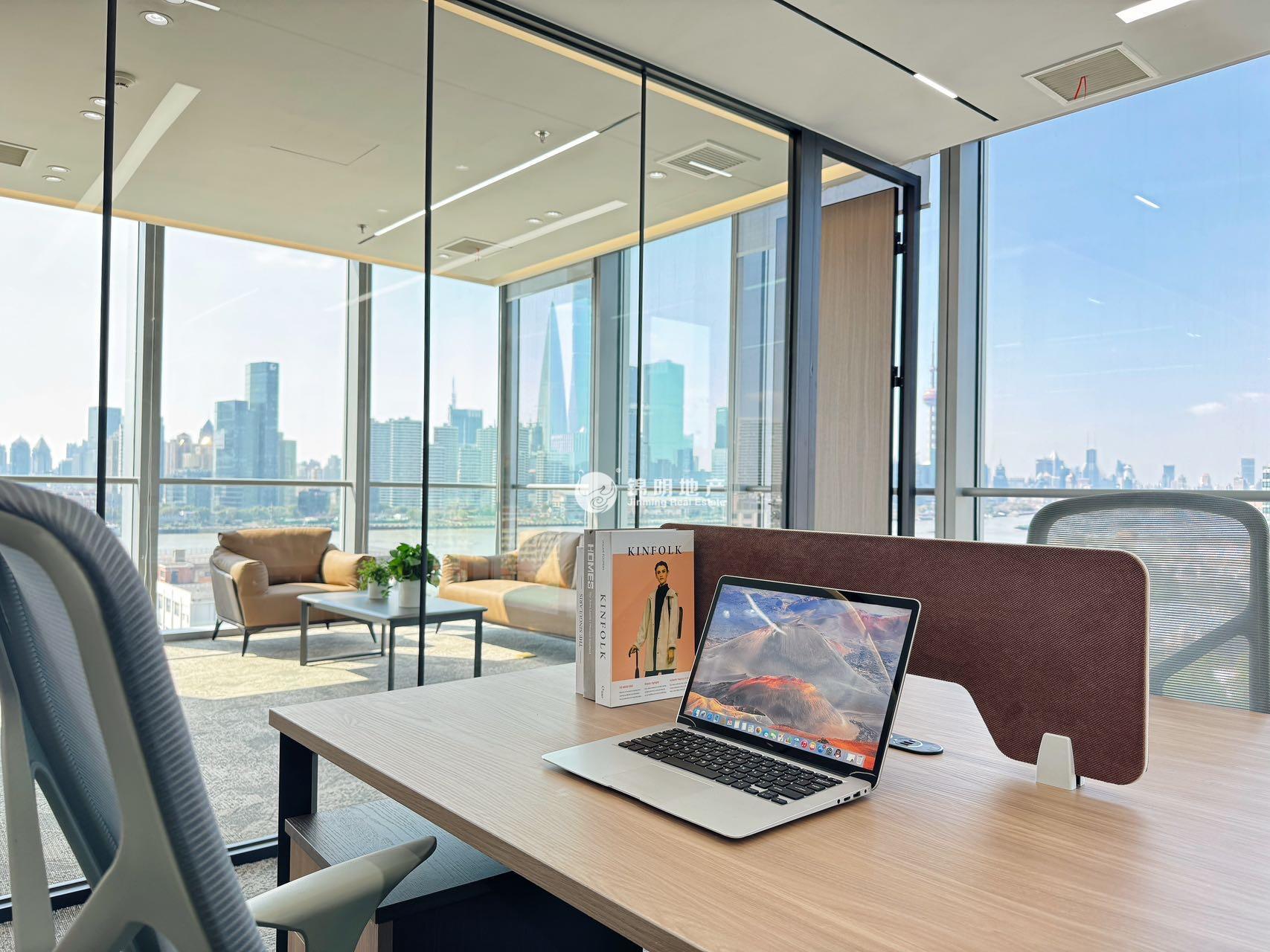 东外滩中交滨江广场357平米写字楼出租