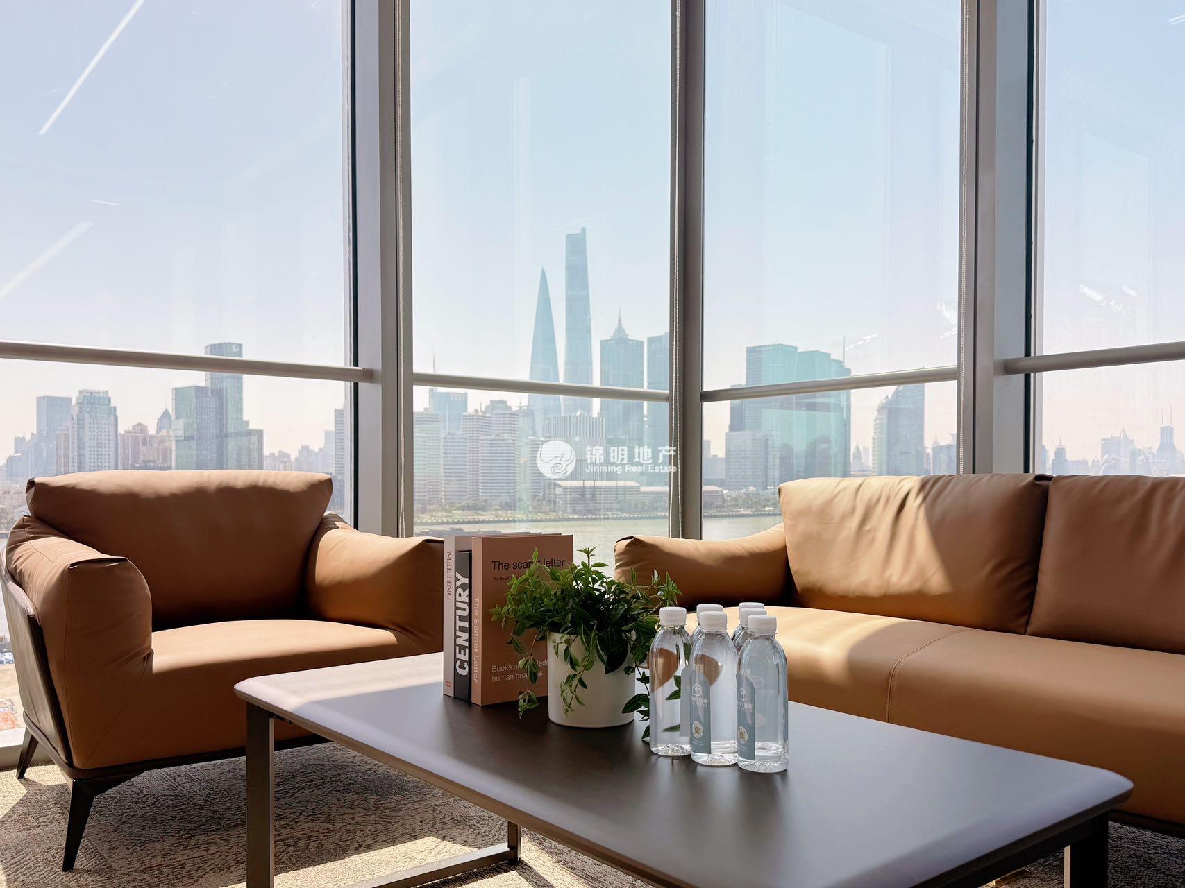 东外滩中交滨江广场357平米写字楼出租