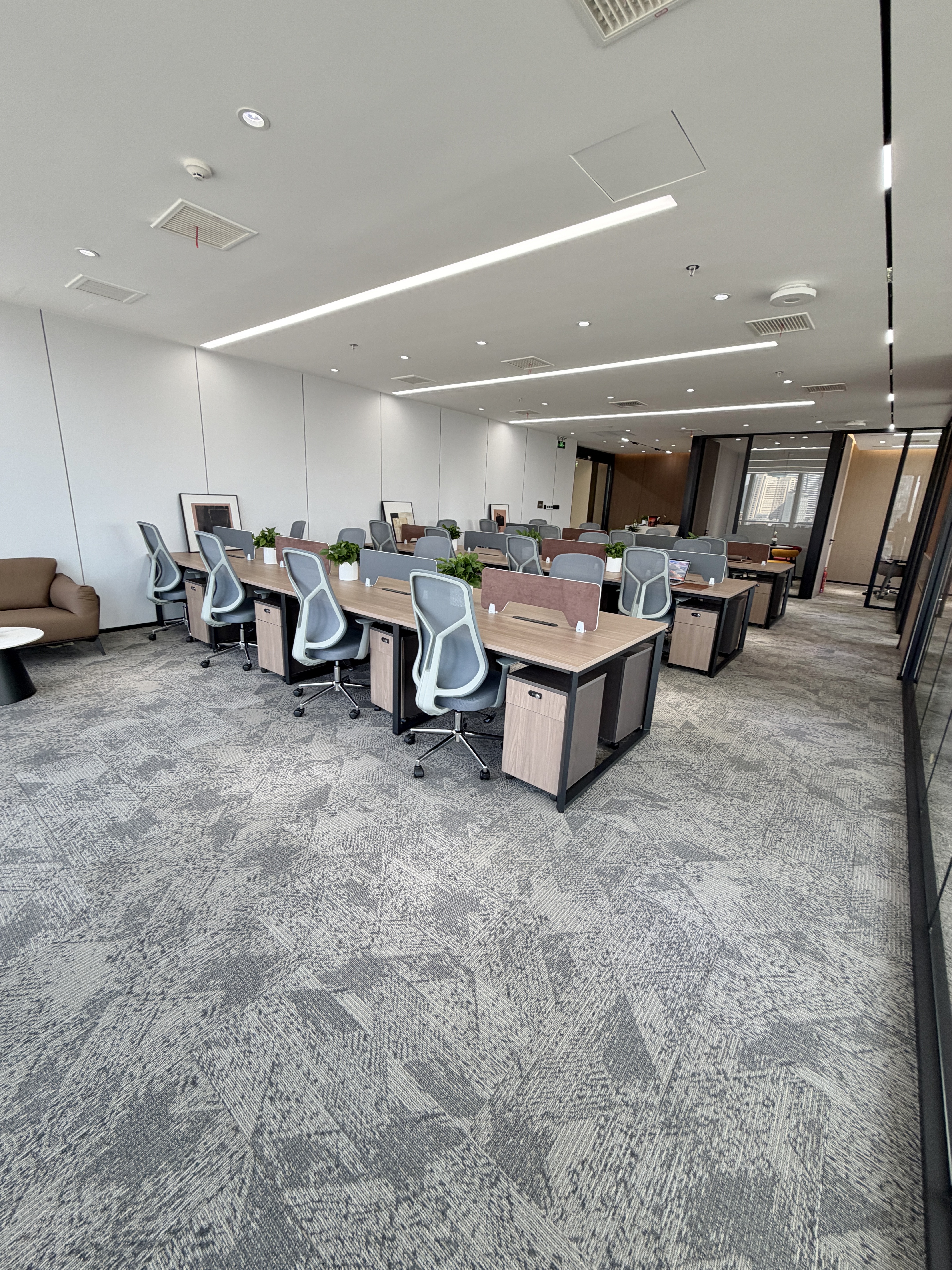 东外滩中交滨江广场266平米写字楼出租