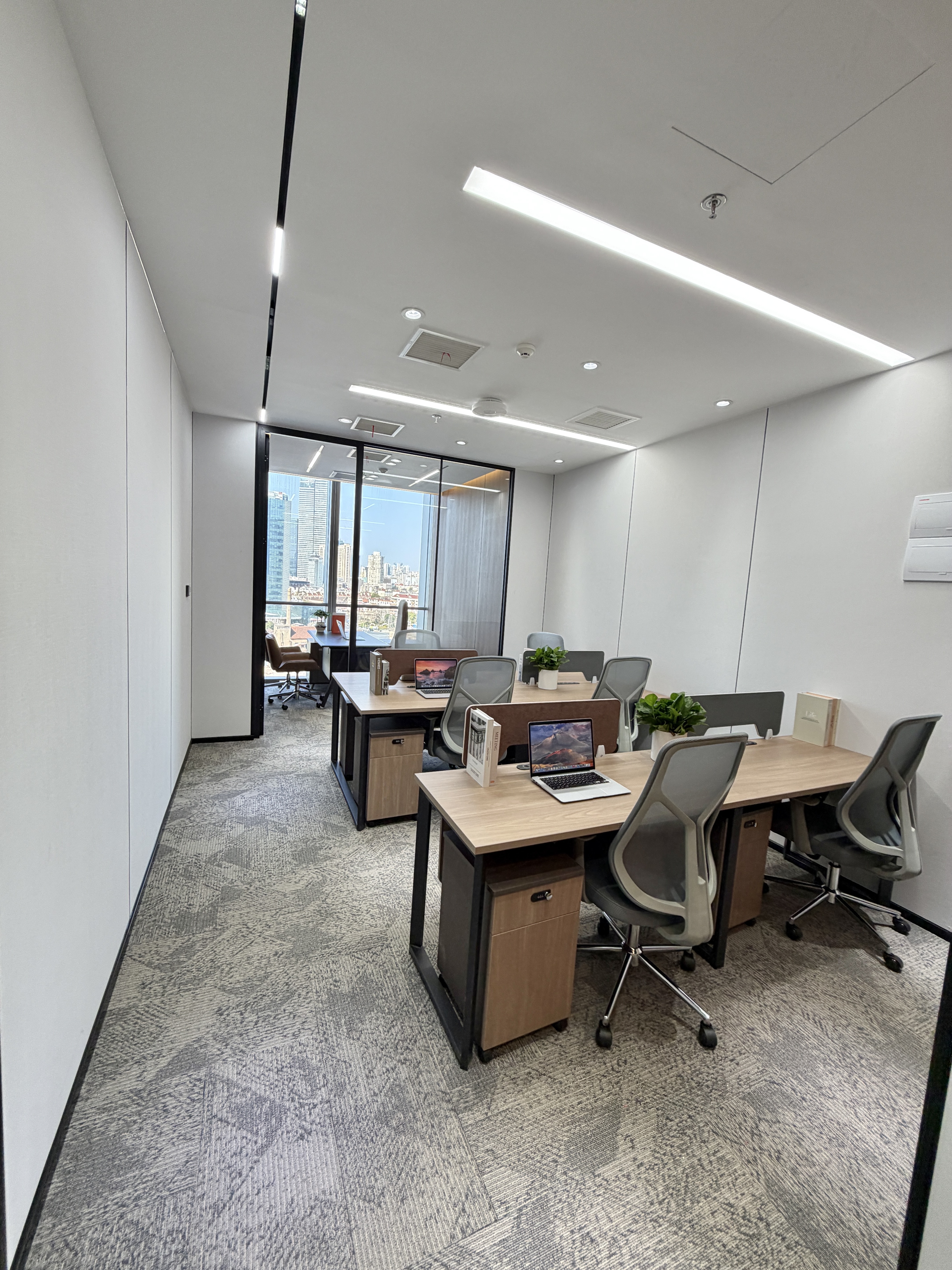 东外滩中交滨江广场58平米写字楼出租