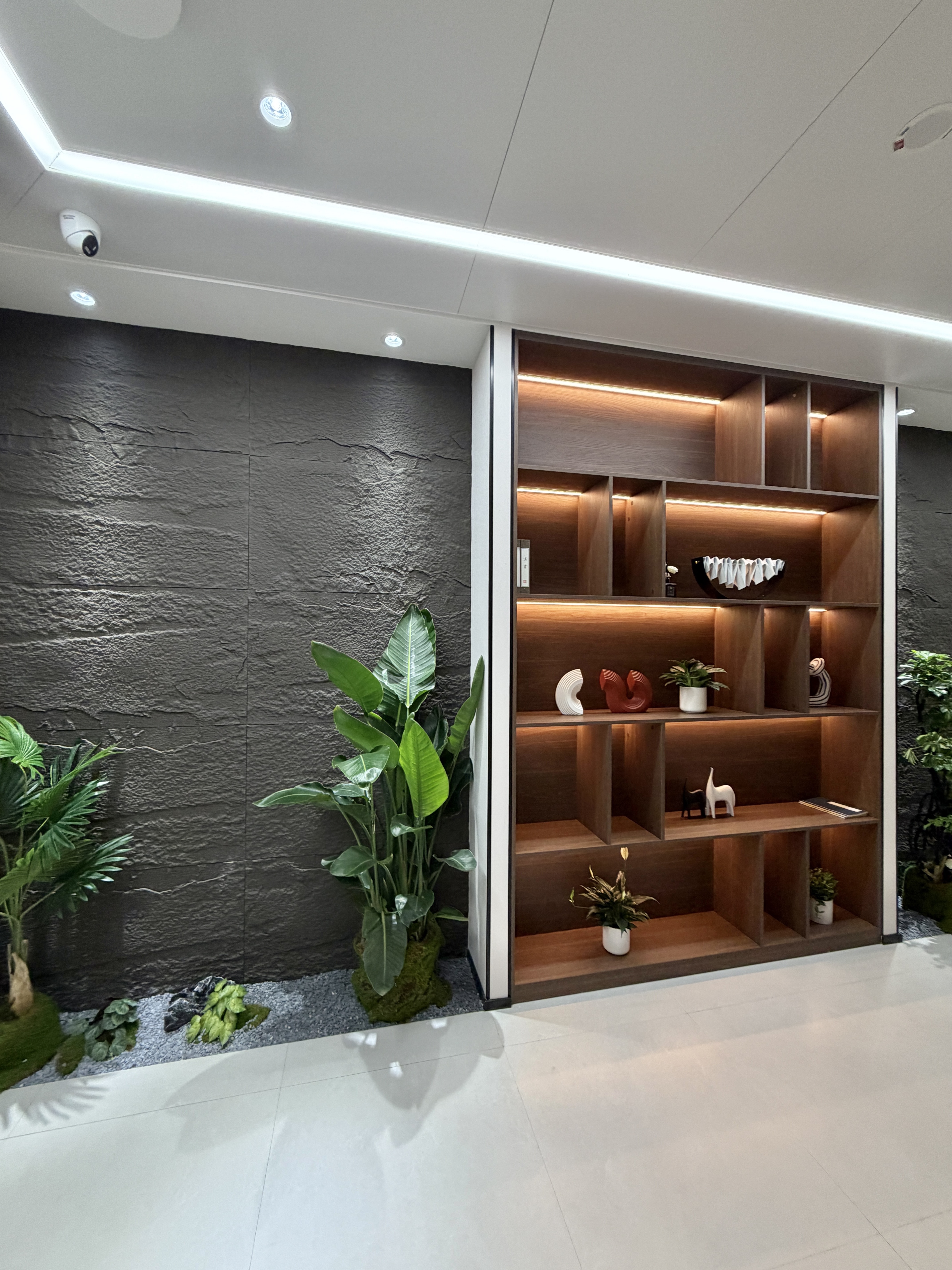 东外滩中交滨江广场73平米写字楼出租