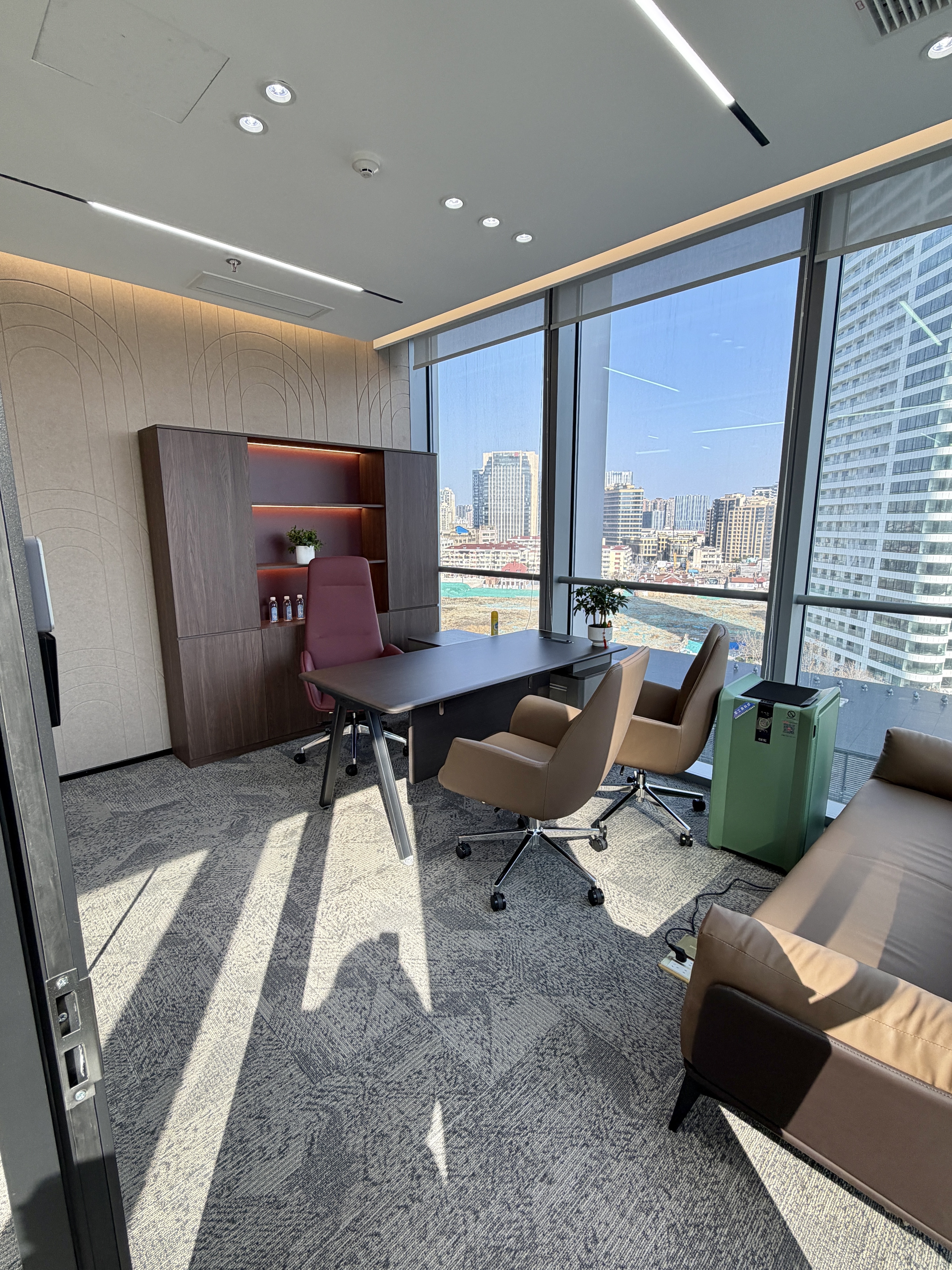 东外滩中交滨江广场120平米写字楼出租