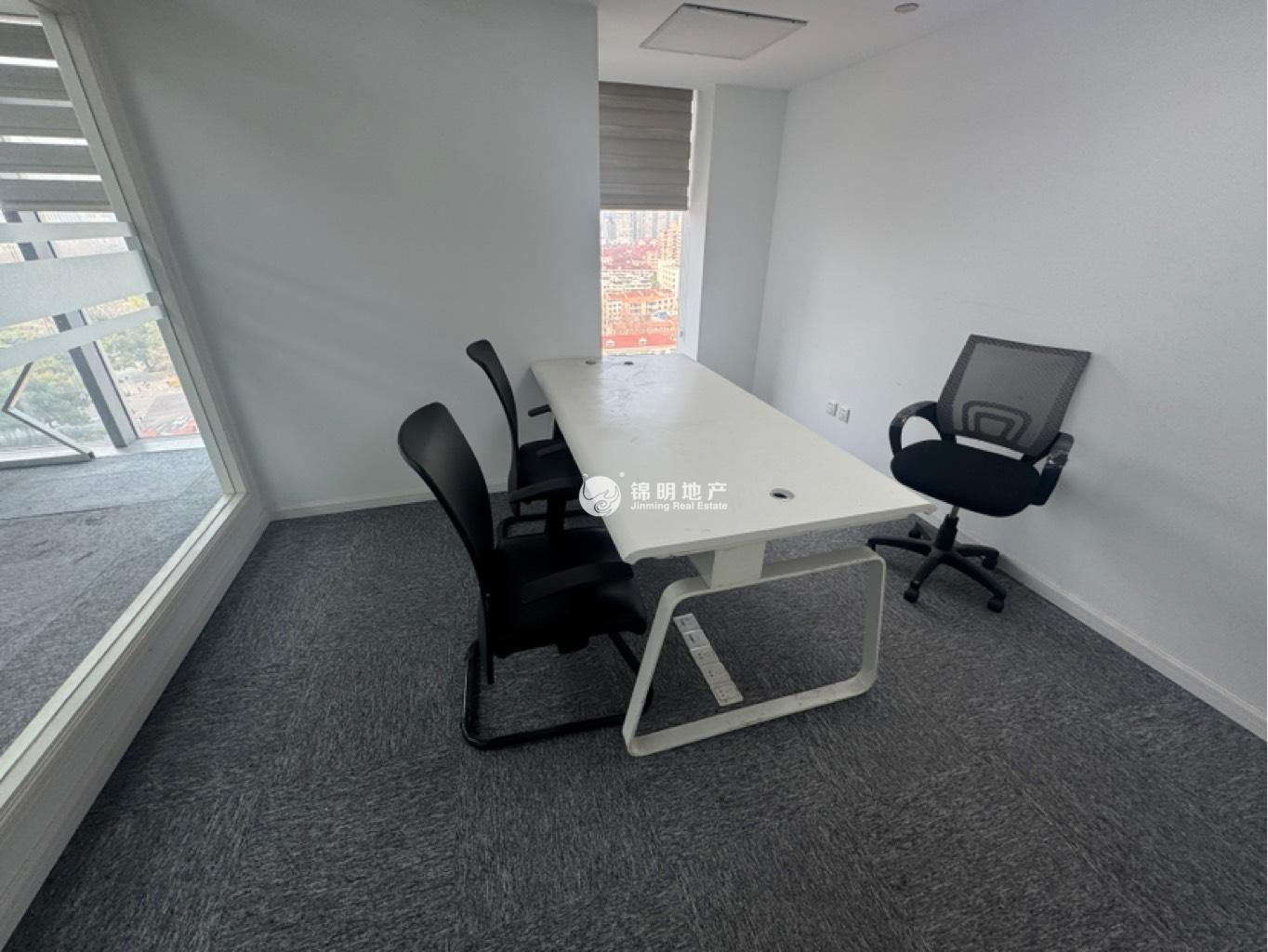 中山公园华宁国际广场135平米写字楼出租