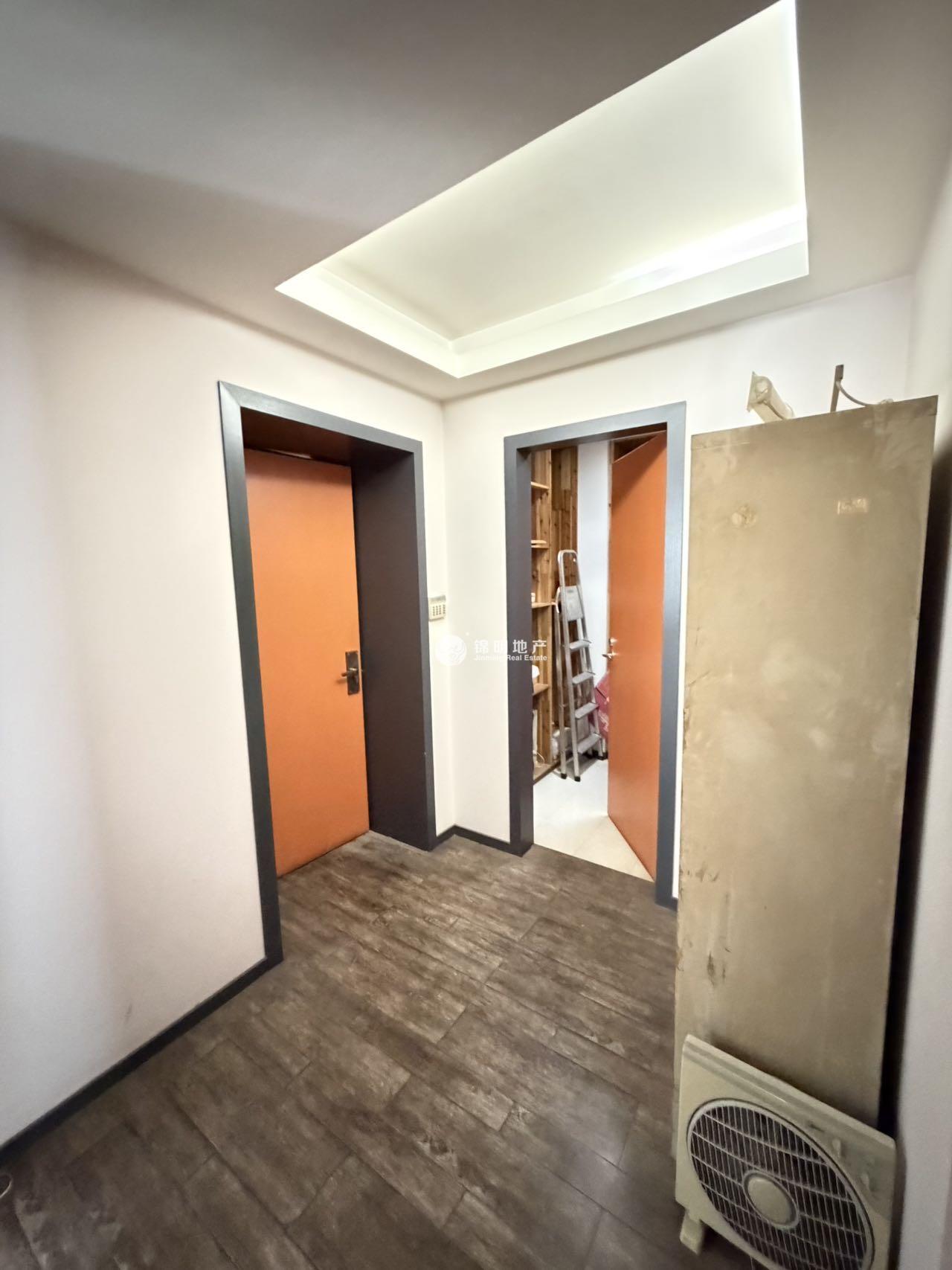 临平路飘鹰世纪大厦70平米写字楼出租