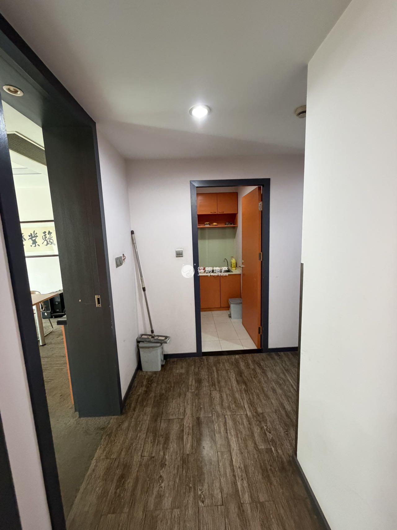 临平路飘鹰世纪大厦70平米写字楼出租