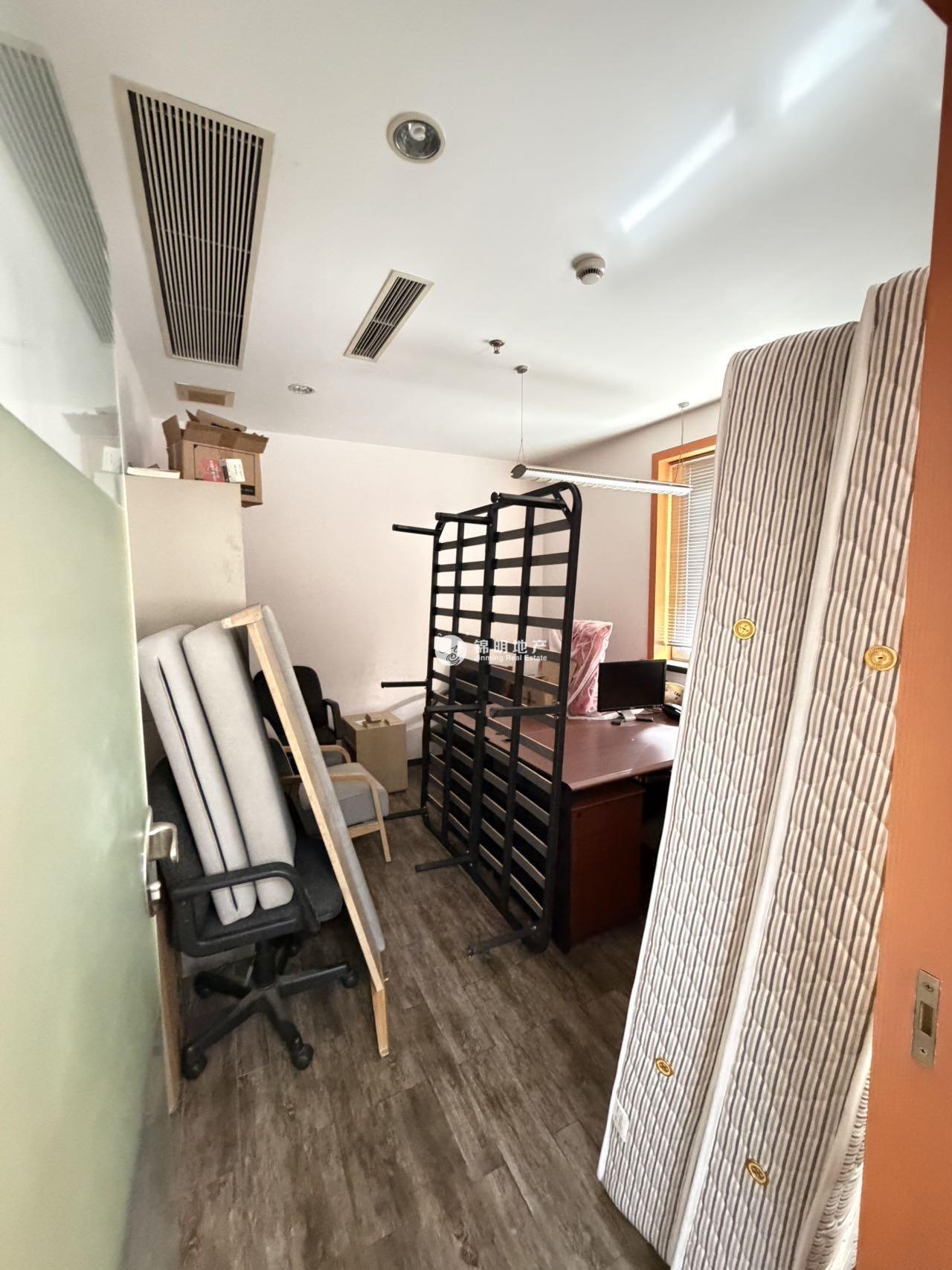 临平路飘鹰世纪大厦76平米写字楼出租