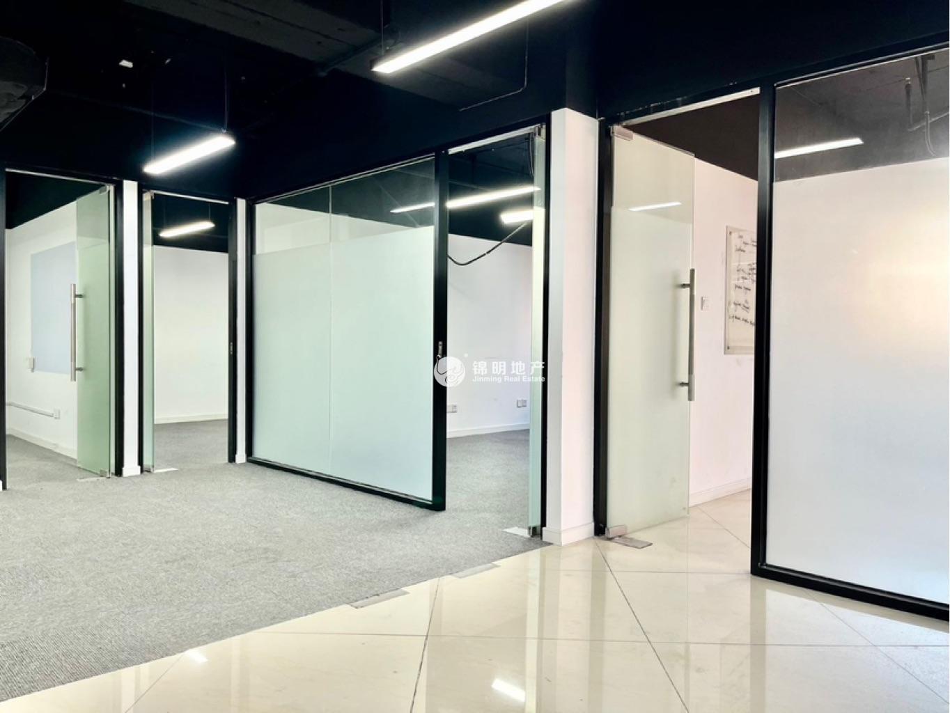 控江路上海信息技术大厦109平米写字楼出租