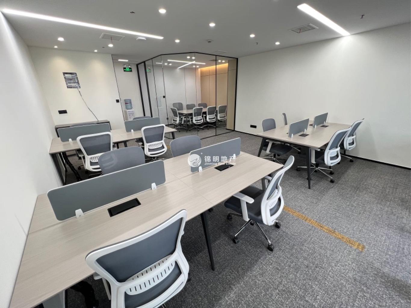 利通广场95平米写字楼出租