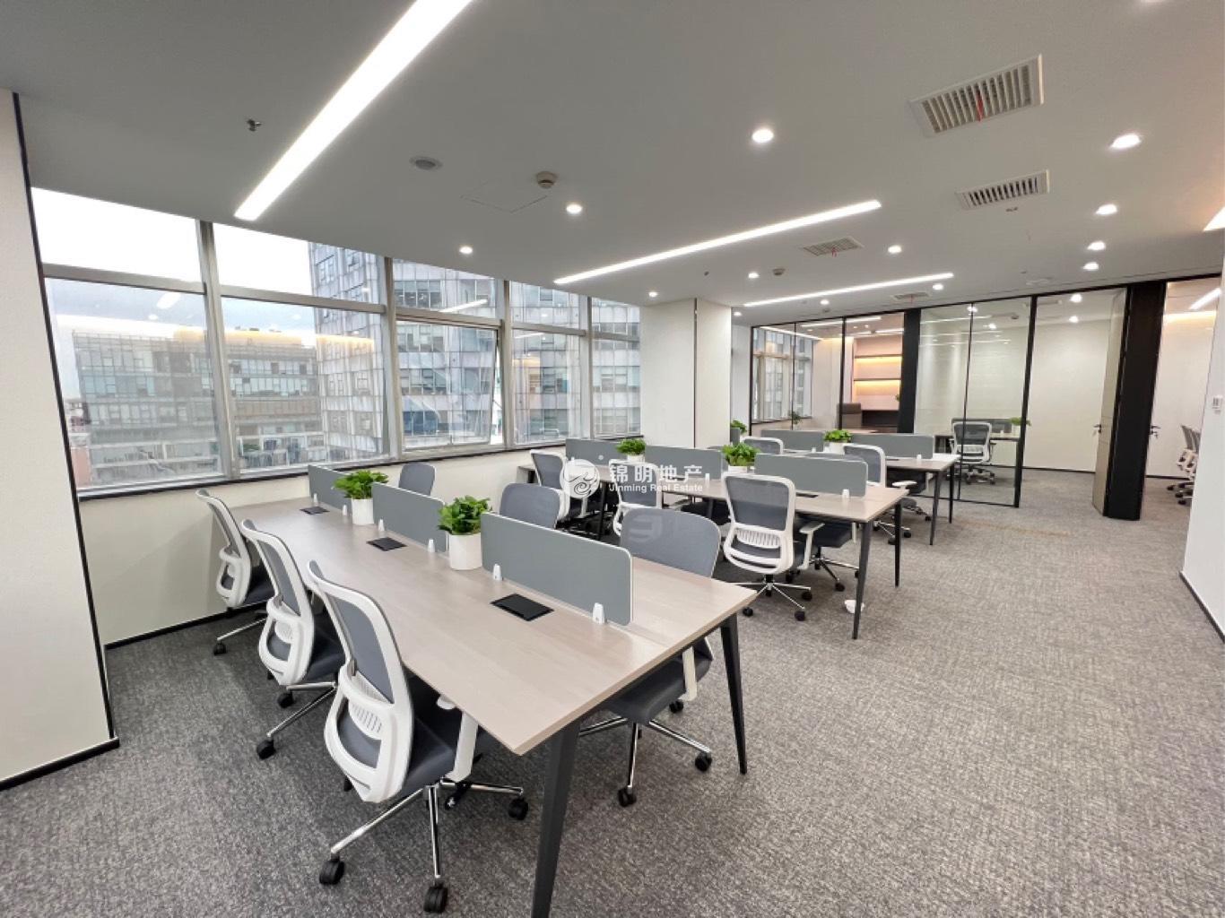 利通广场95平米写字楼出租