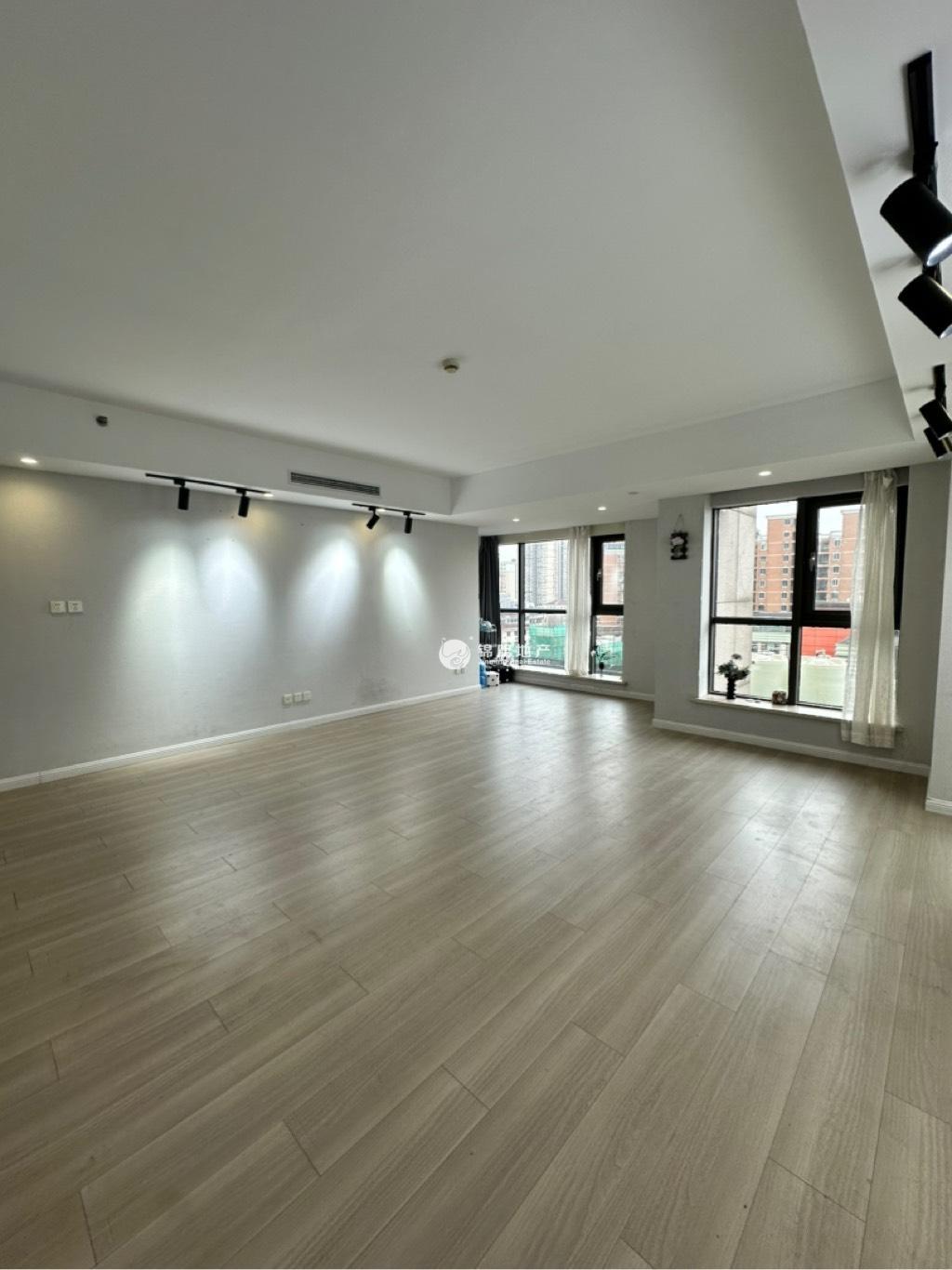 鲁迅公园嘉和国际大厦74平米写字楼出租