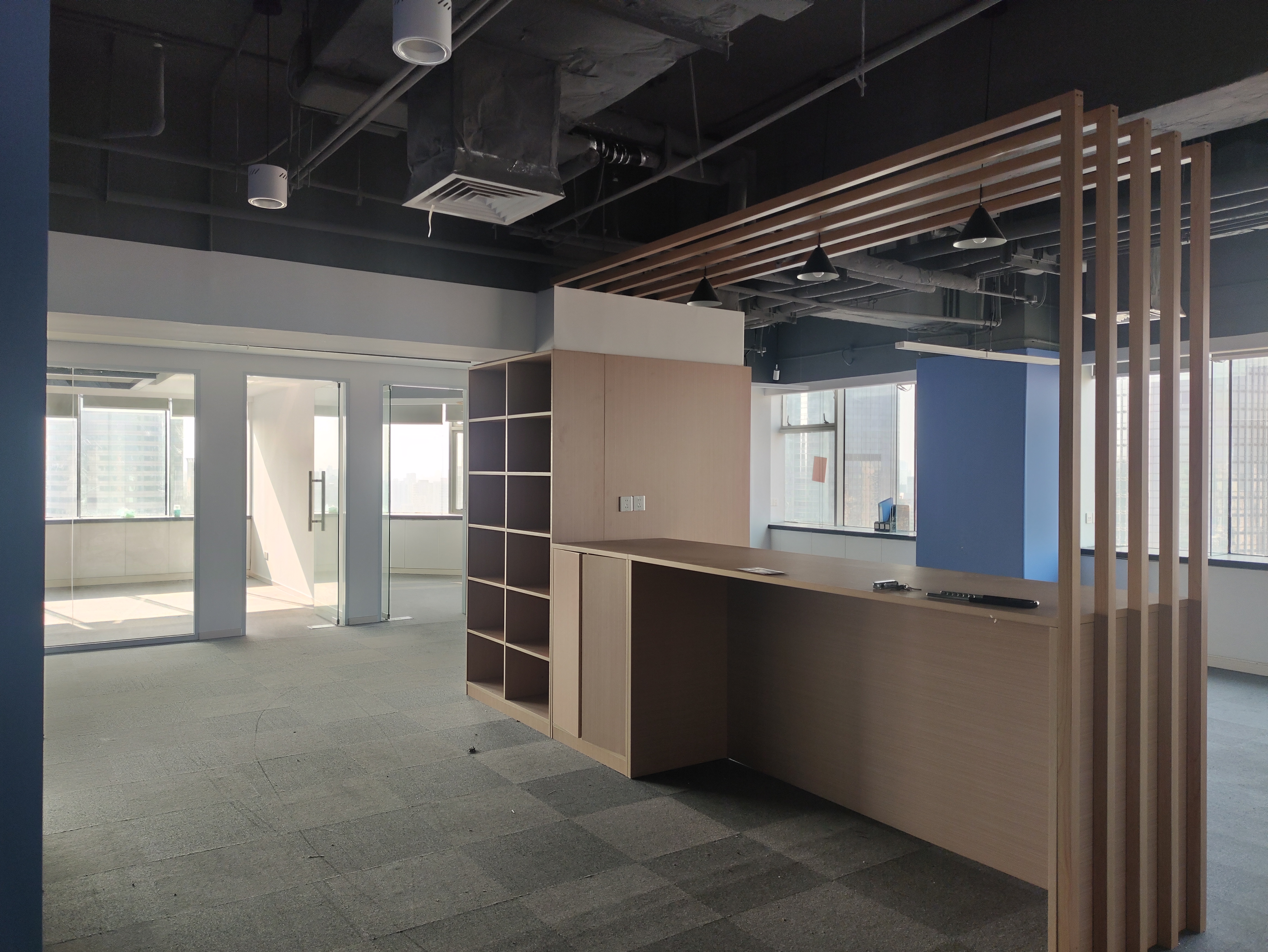 徐家汇飞雕国际大厦258平米写字楼出租