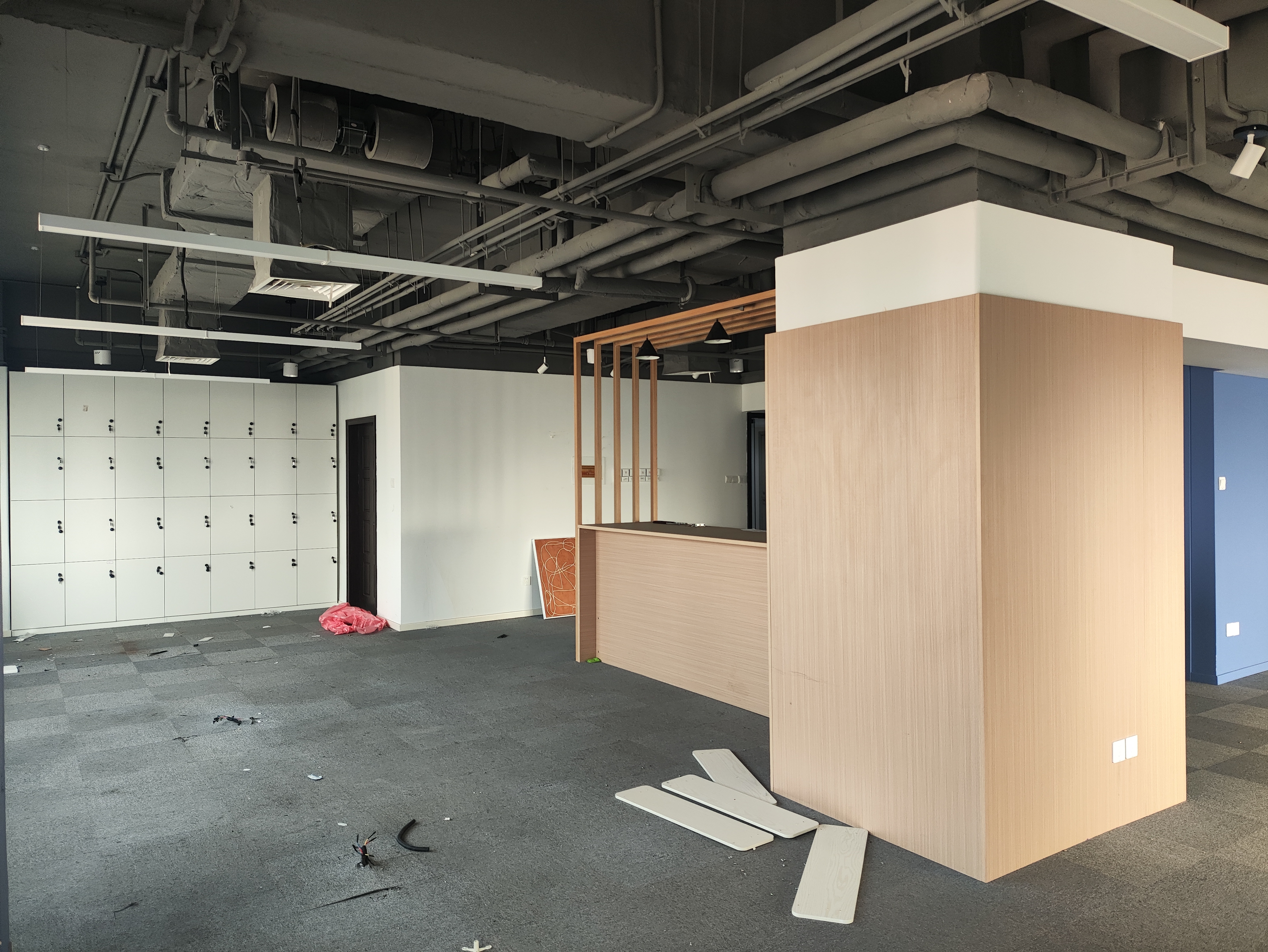 徐家汇飞雕国际大厦258平米写字楼出租