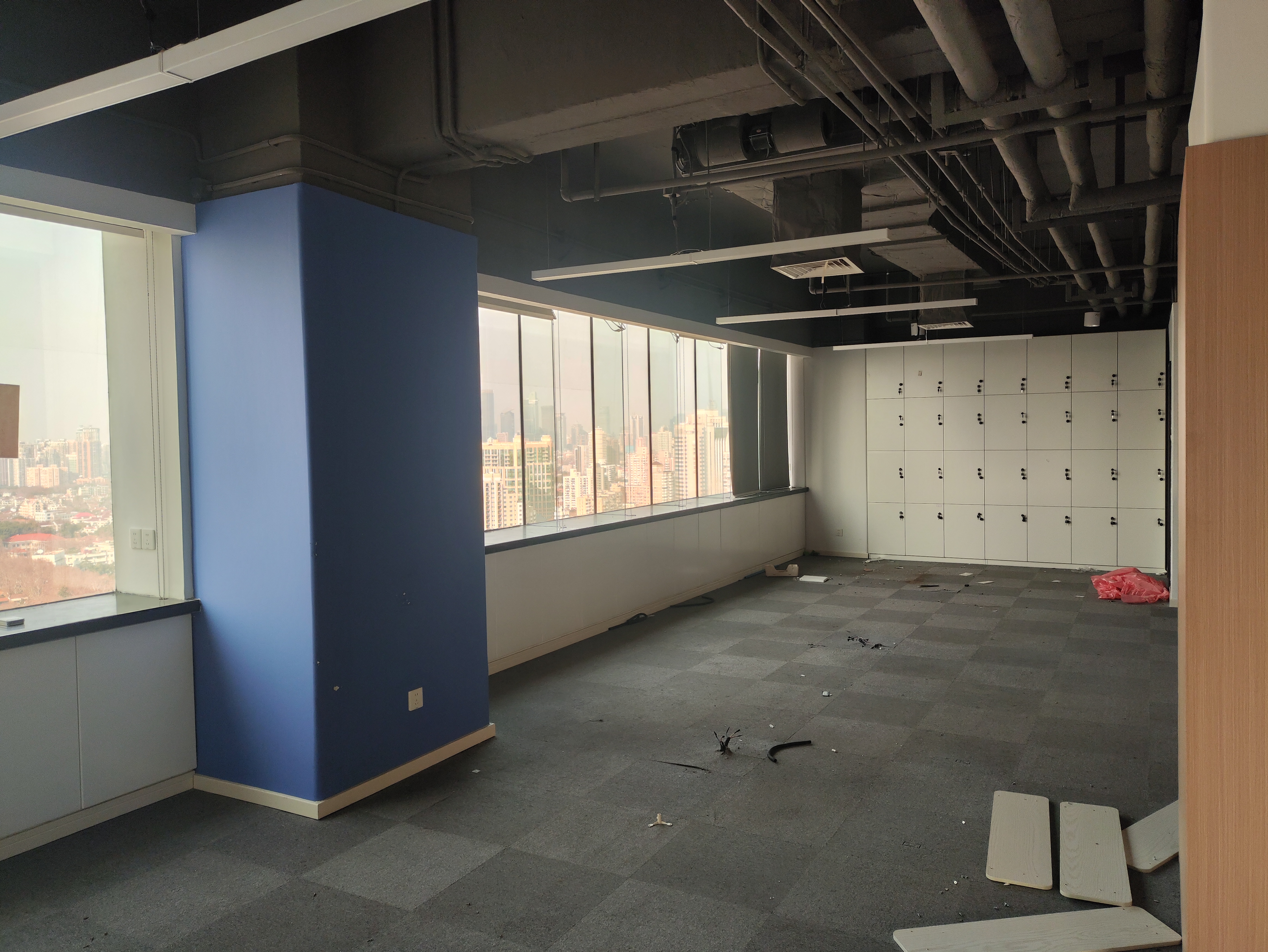 徐家汇飞雕国际大厦258平米写字楼出租