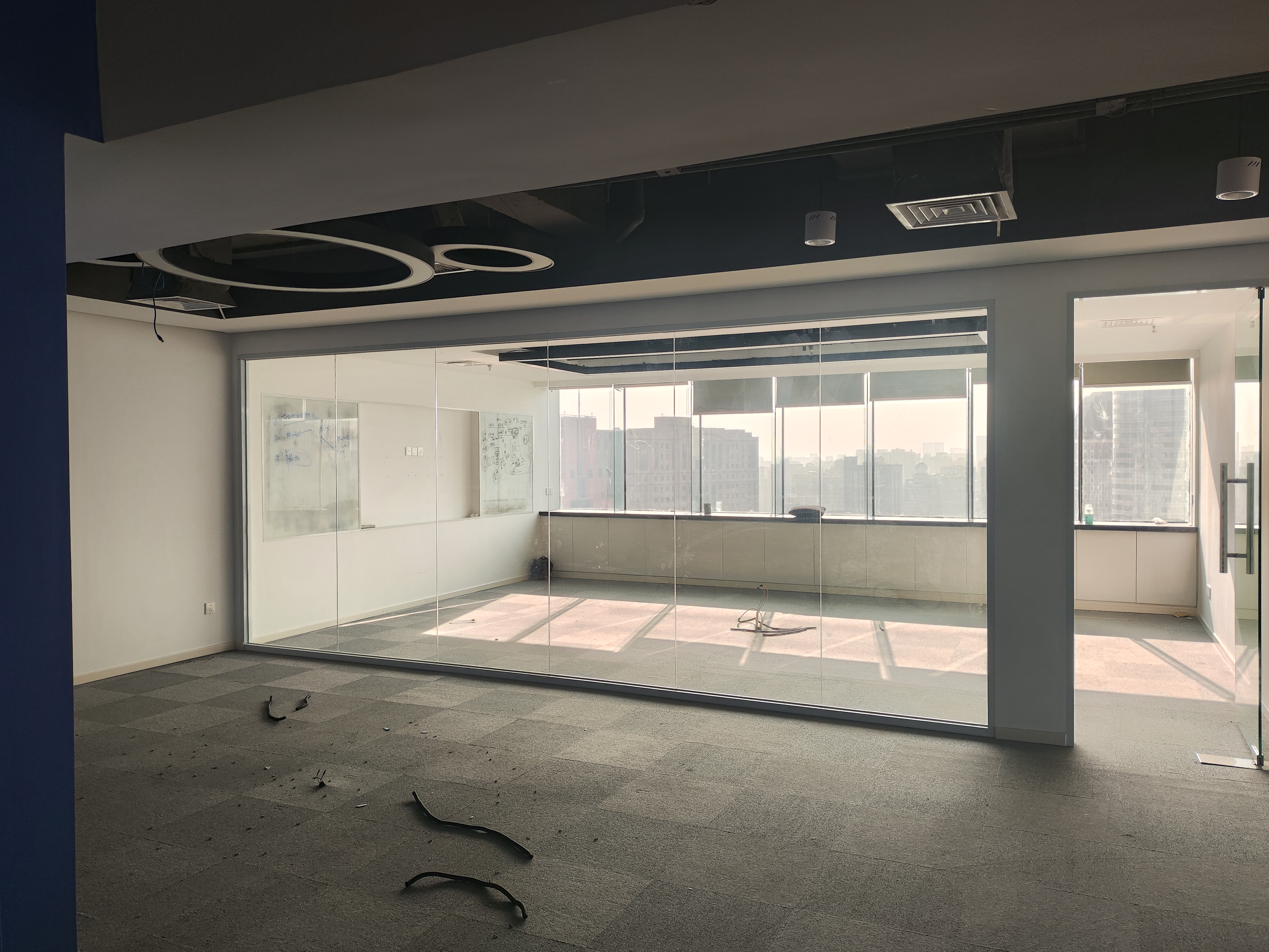 徐家汇飞雕国际大厦258平米写字楼出租