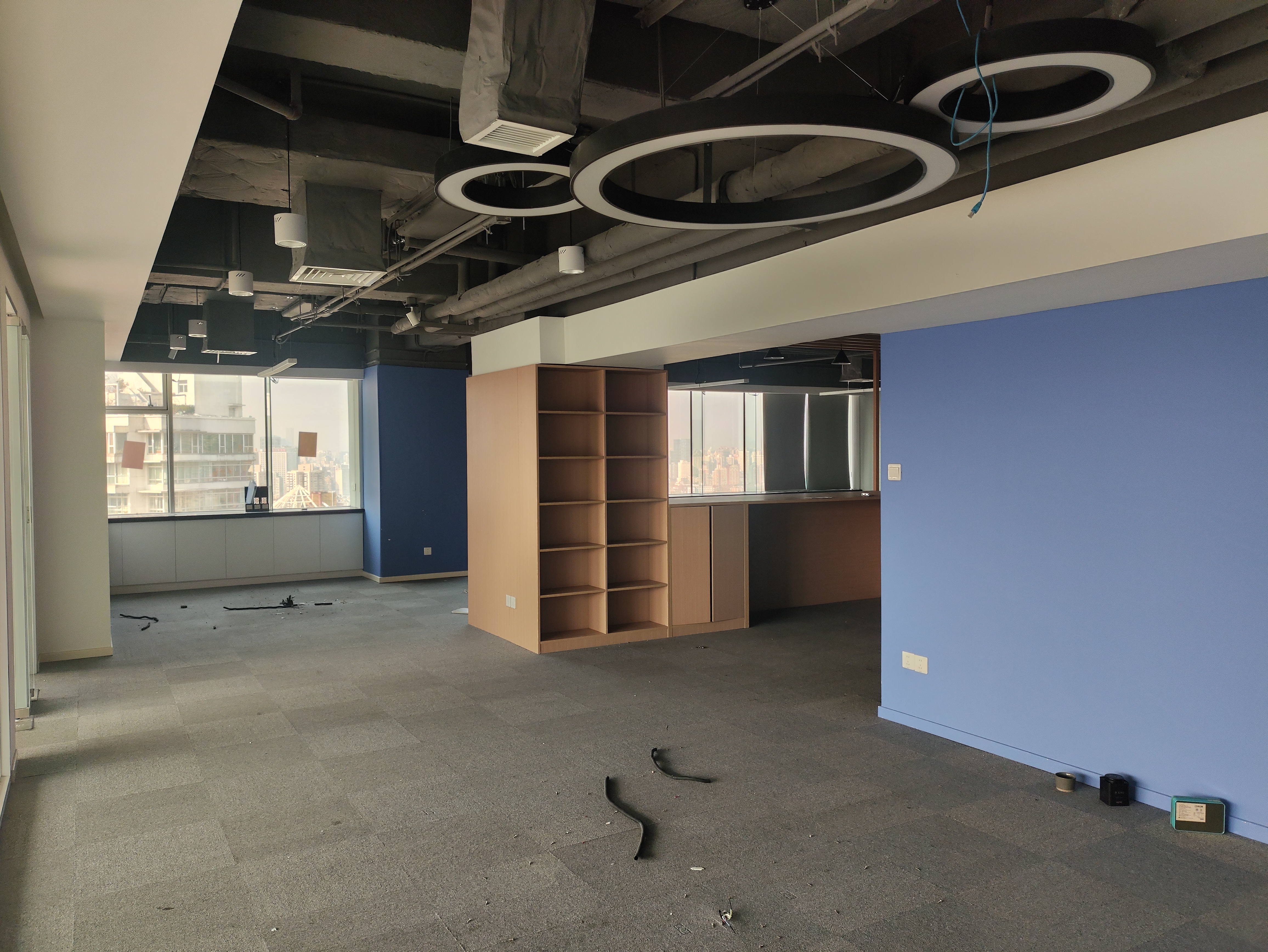 徐家汇飞雕国际大厦258平米写字楼出租