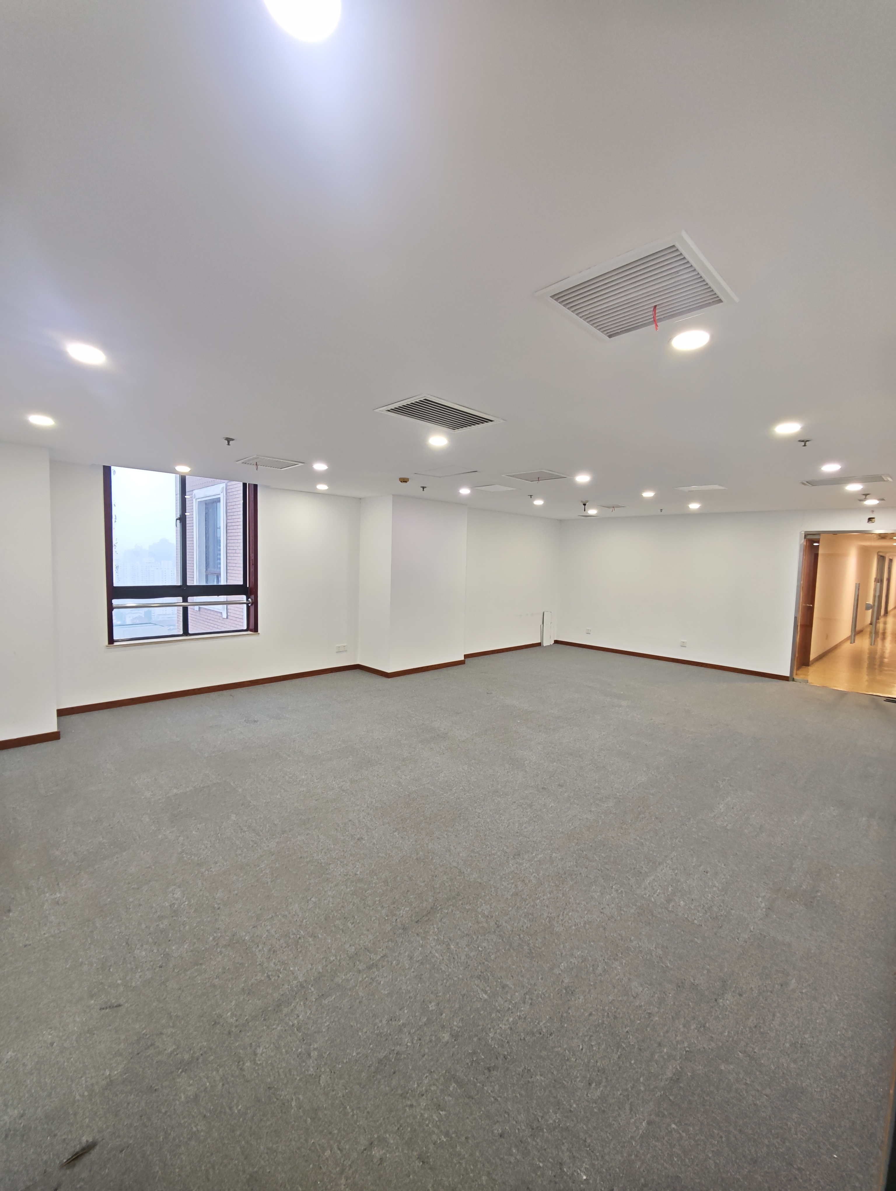 徐家汇圣爱大厦180平米写字楼出租