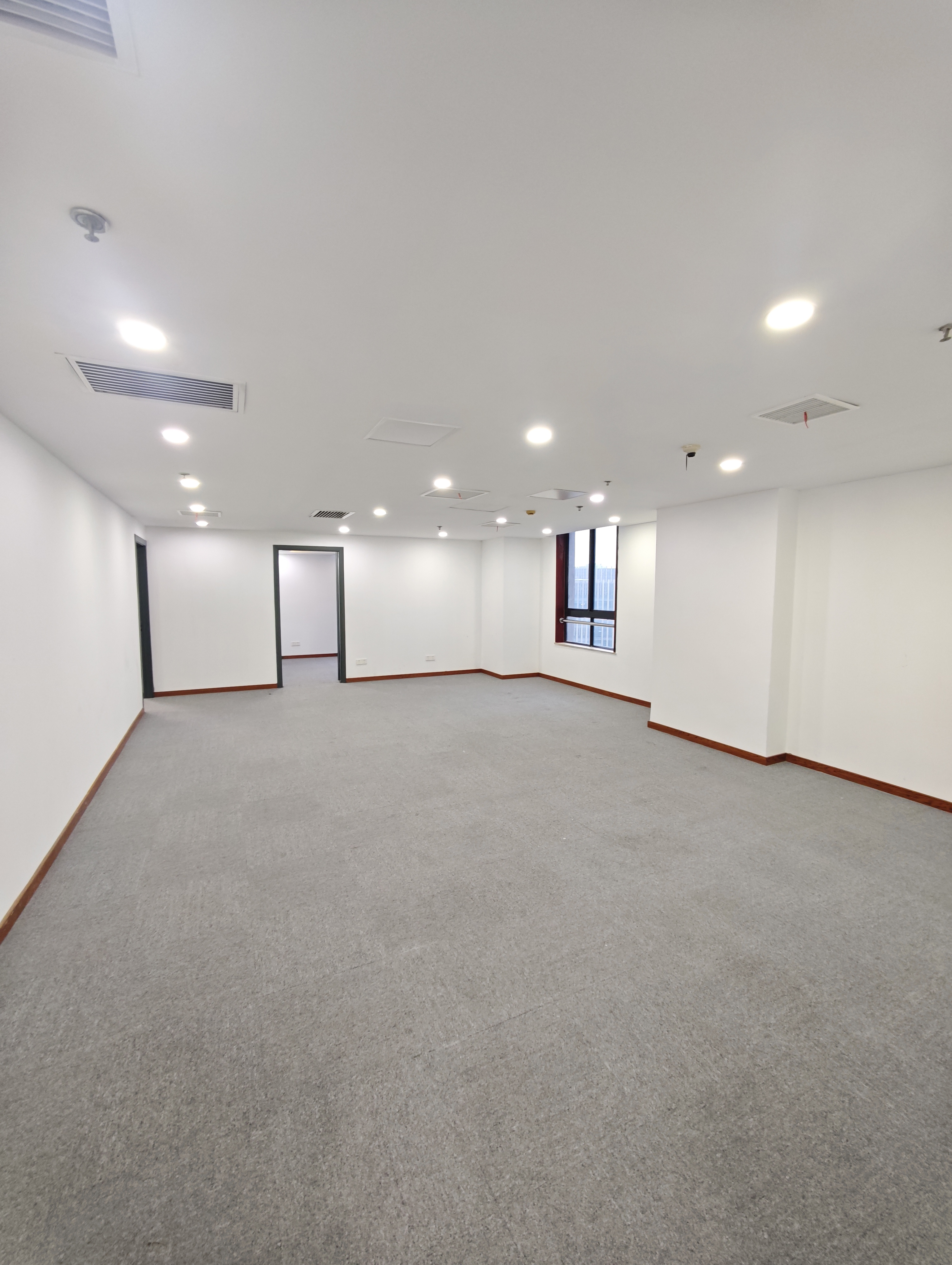 徐家汇圣爱大厦180平米写字楼出租